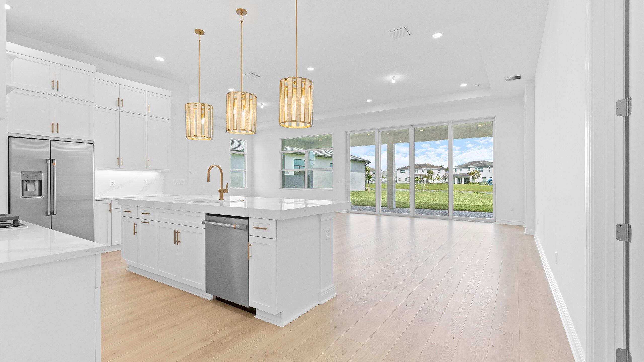 CRESSWIND PALM BEACH - Residential