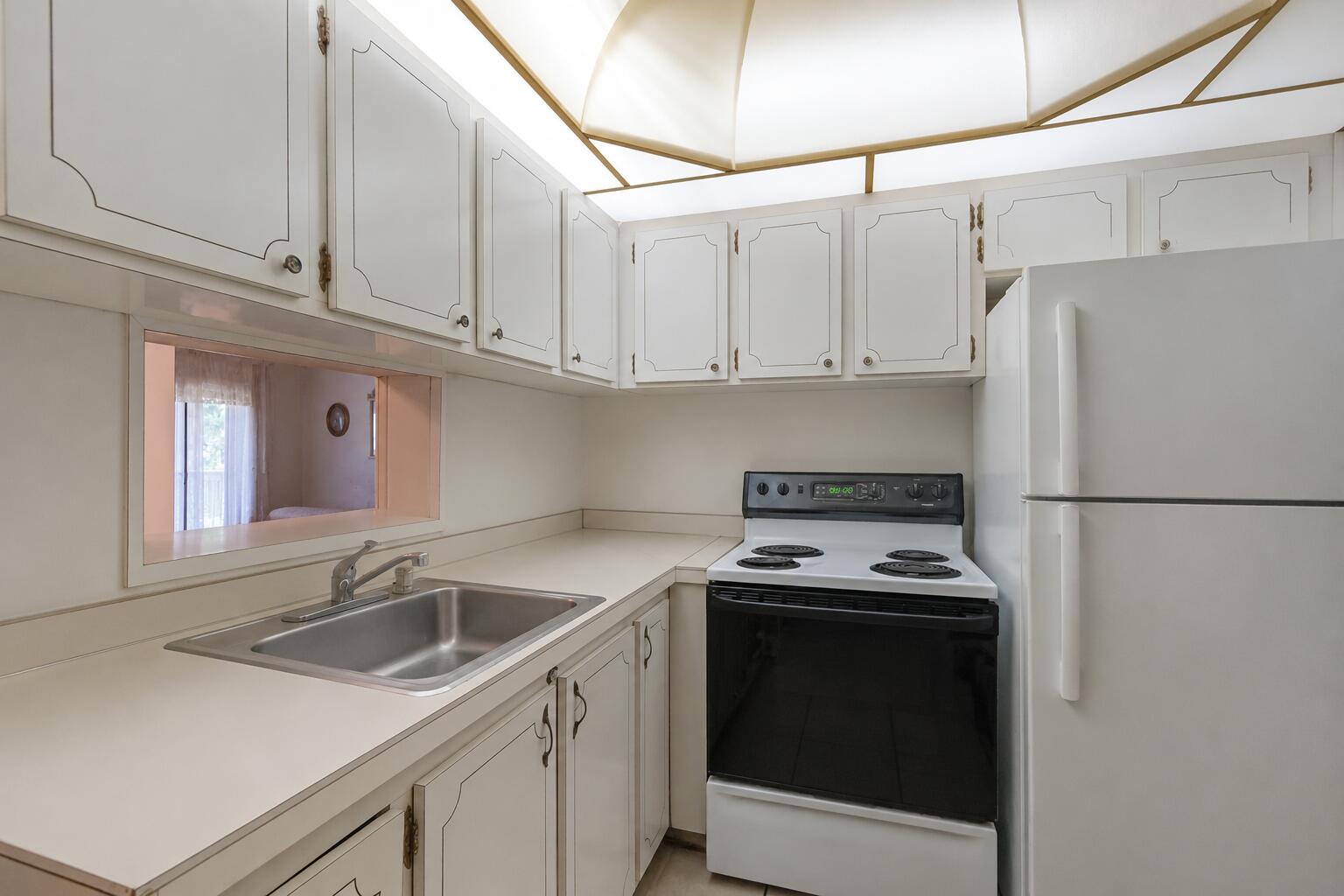 MAR-LEN GARDENS NO 11 CORP-CO-OP - Residential
