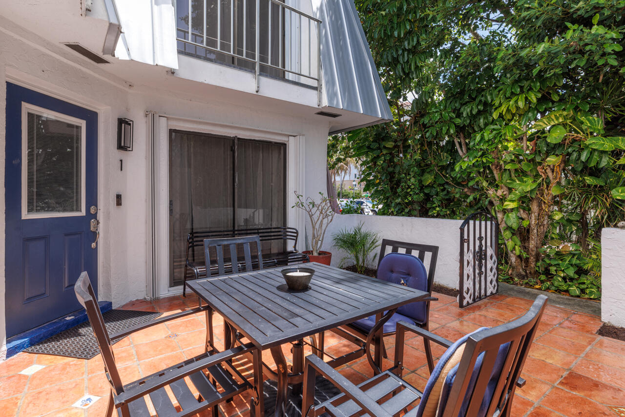 SHORE PLACE CONDO - Residential