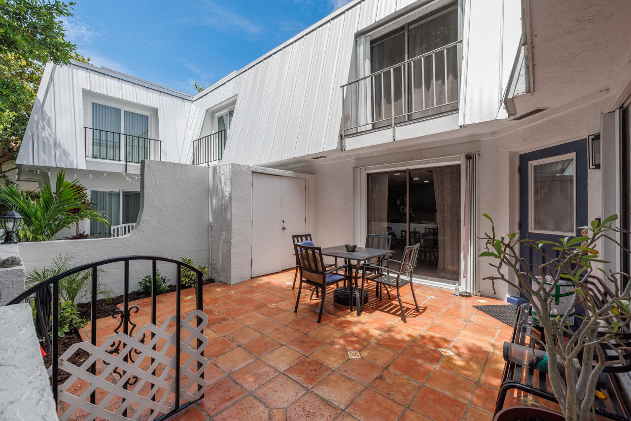 SHORE PLACE CONDO - Residential