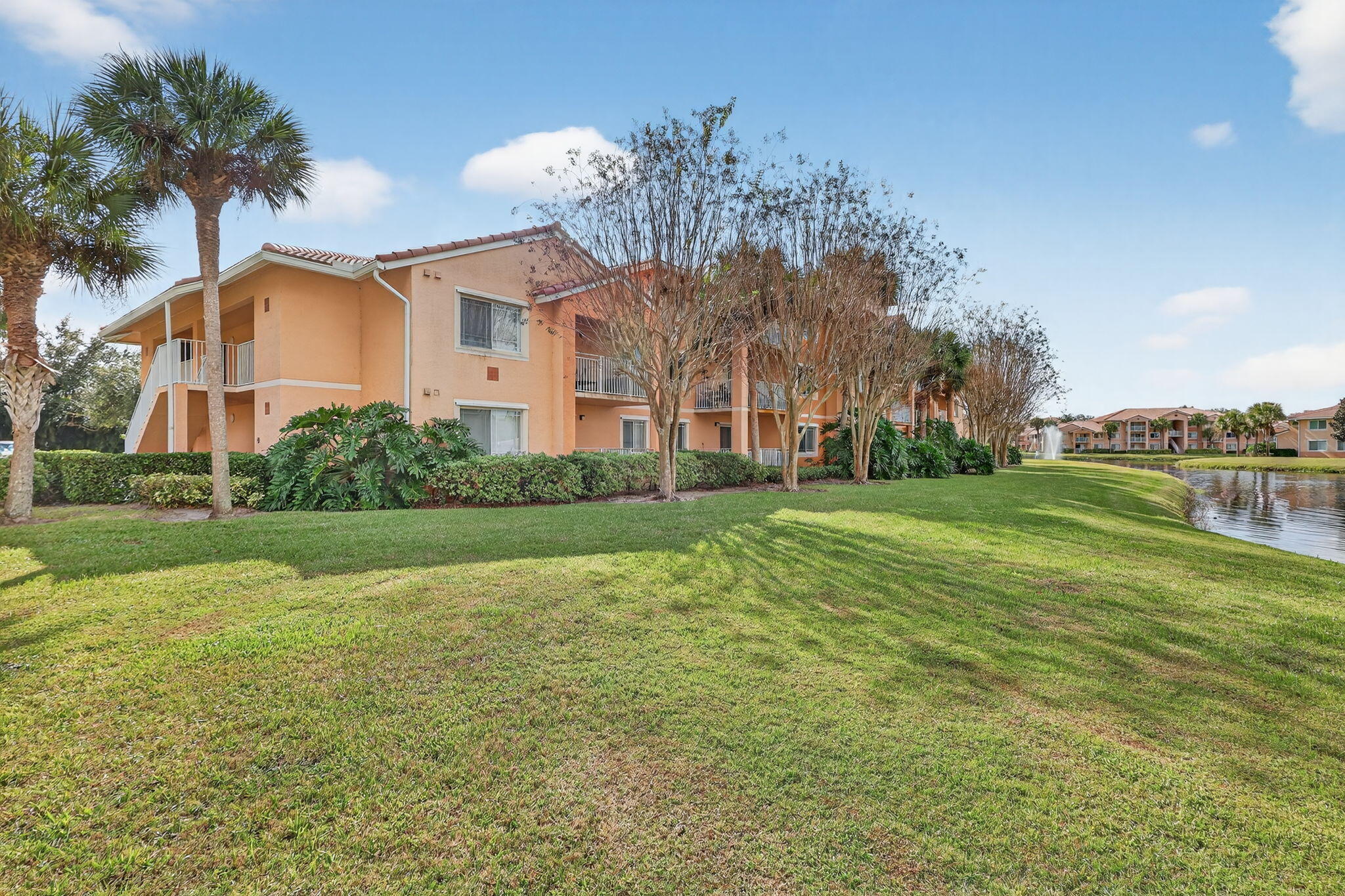 THE CLUB AT ST LUCIE WEST, A CONDOMINIUM - Residential
