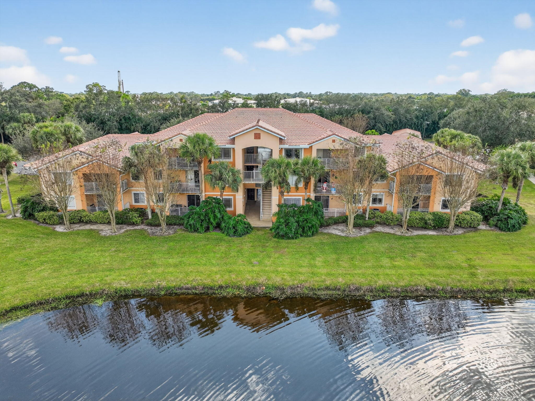 THE CLUB AT ST LUCIE WEST, A CONDOMINIUM - Residential