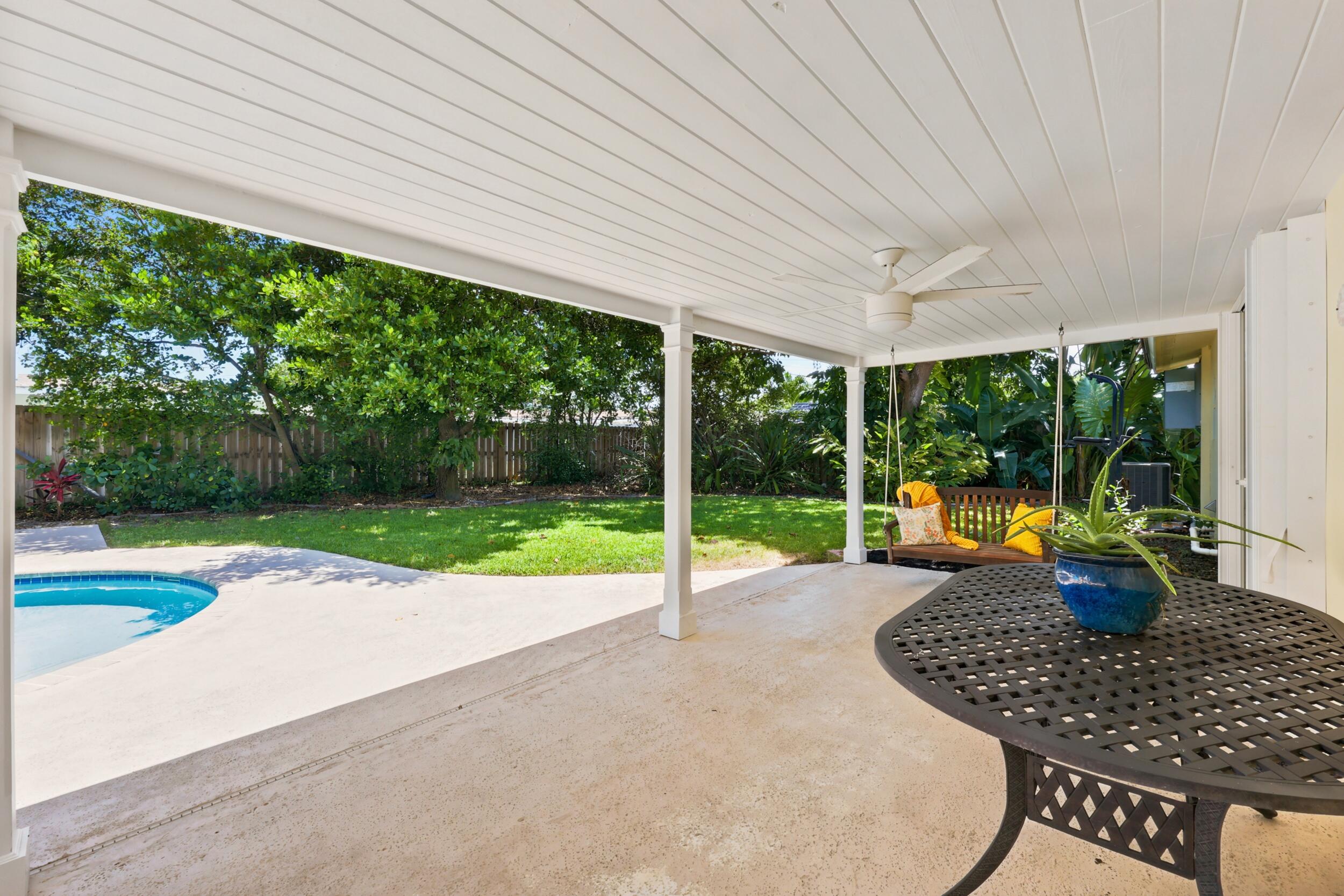 BOCA RATON SQUARE UNIT 4 - Residential Lease