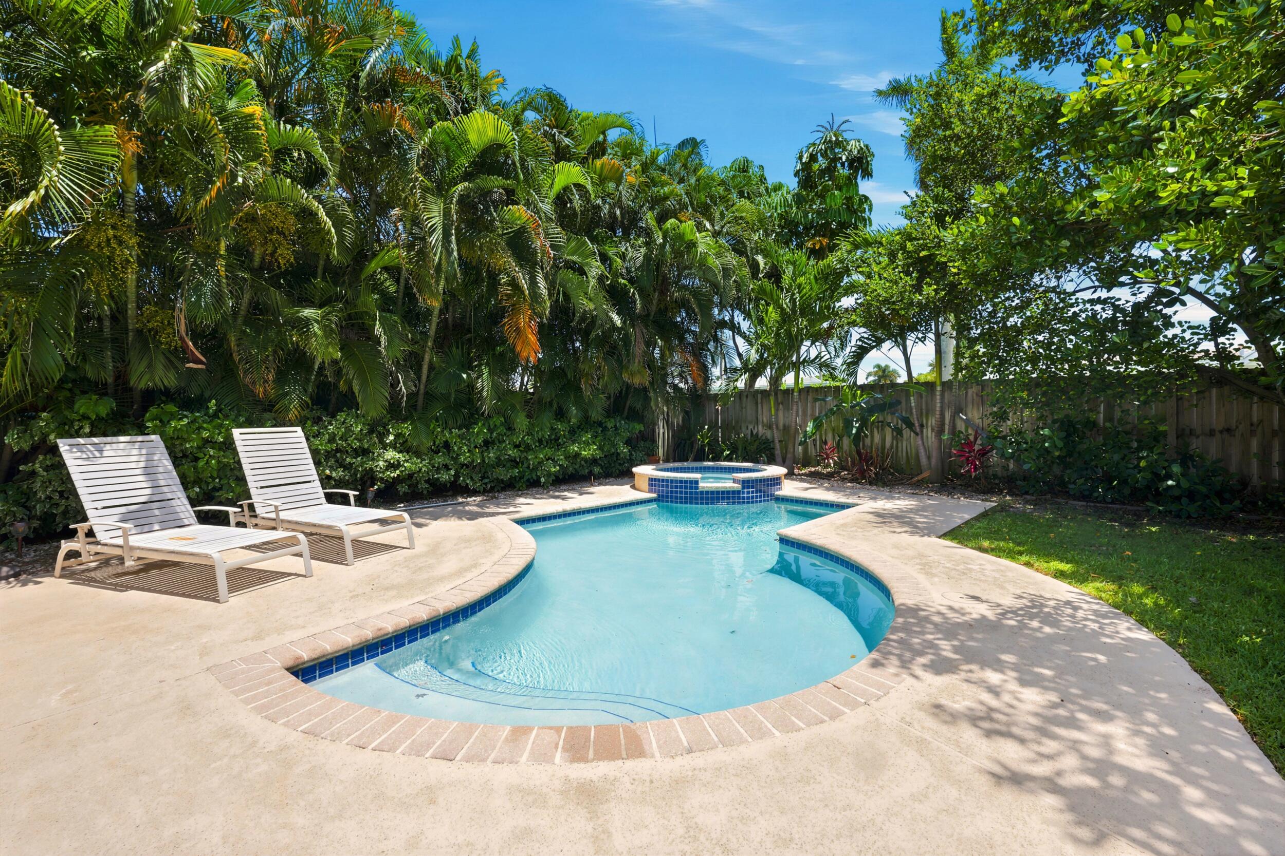 BOCA RATON SQUARE UNIT 4 - Residential Lease