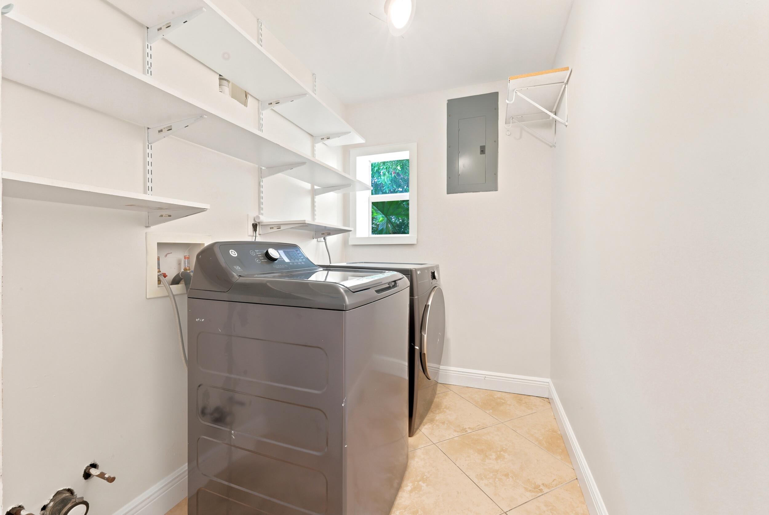 BOCA RATON SQUARE UNIT 4 - Residential Lease