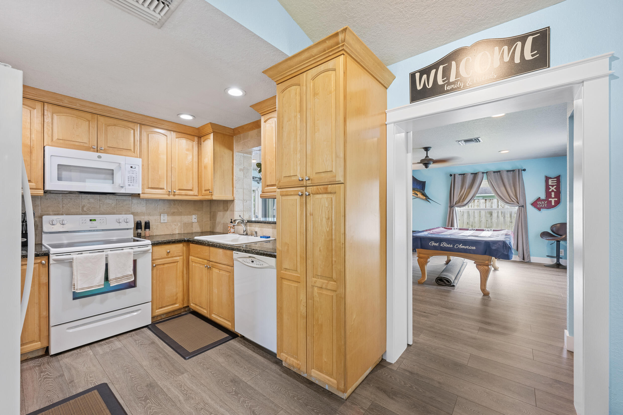 JUPITER VILLAGE PH III - Residential