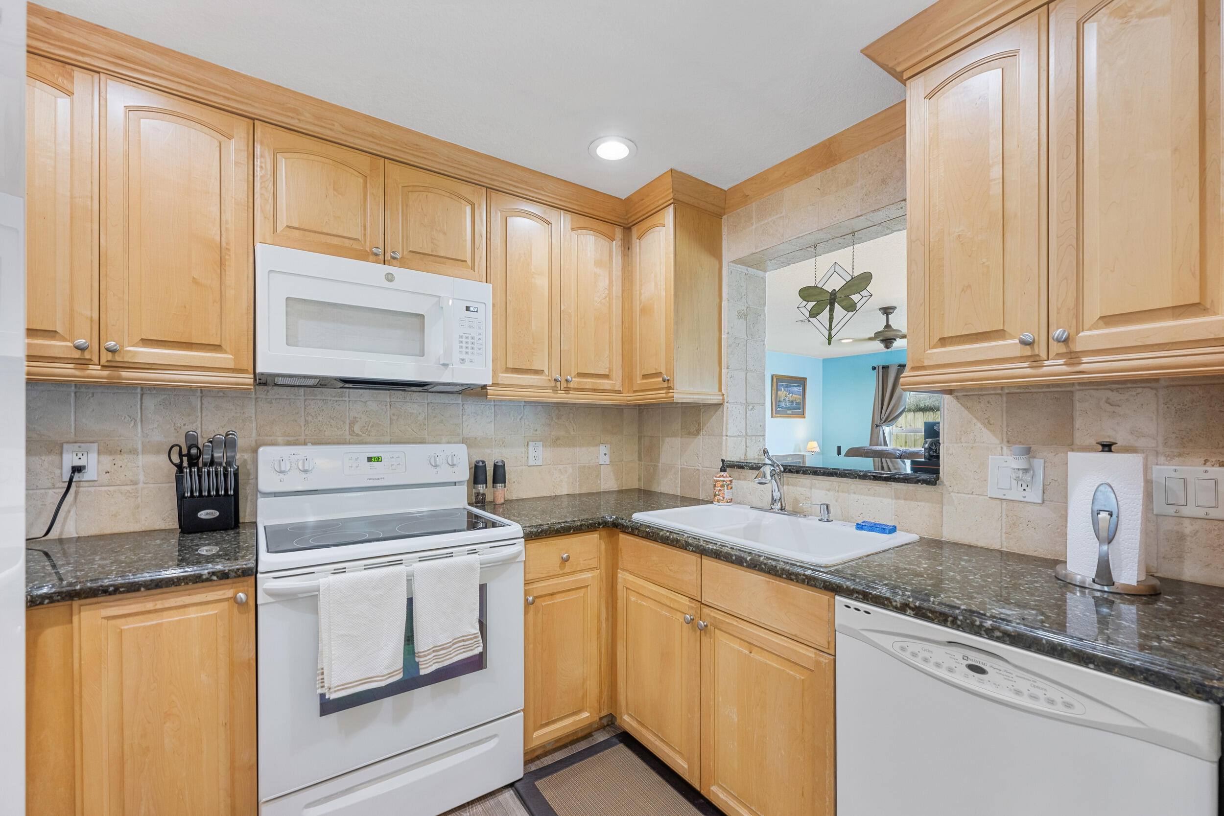 JUPITER VILLAGE PH III - Residential