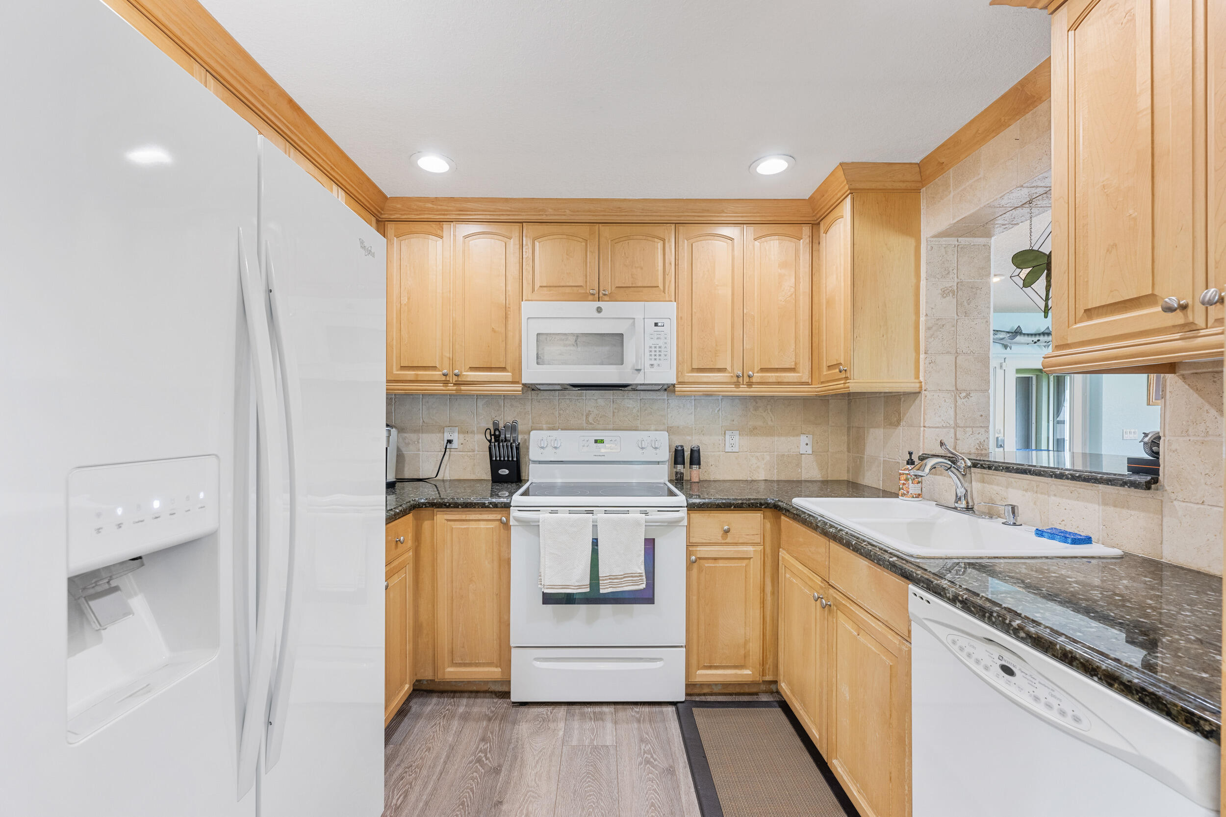 JUPITER VILLAGE PH III - Residential