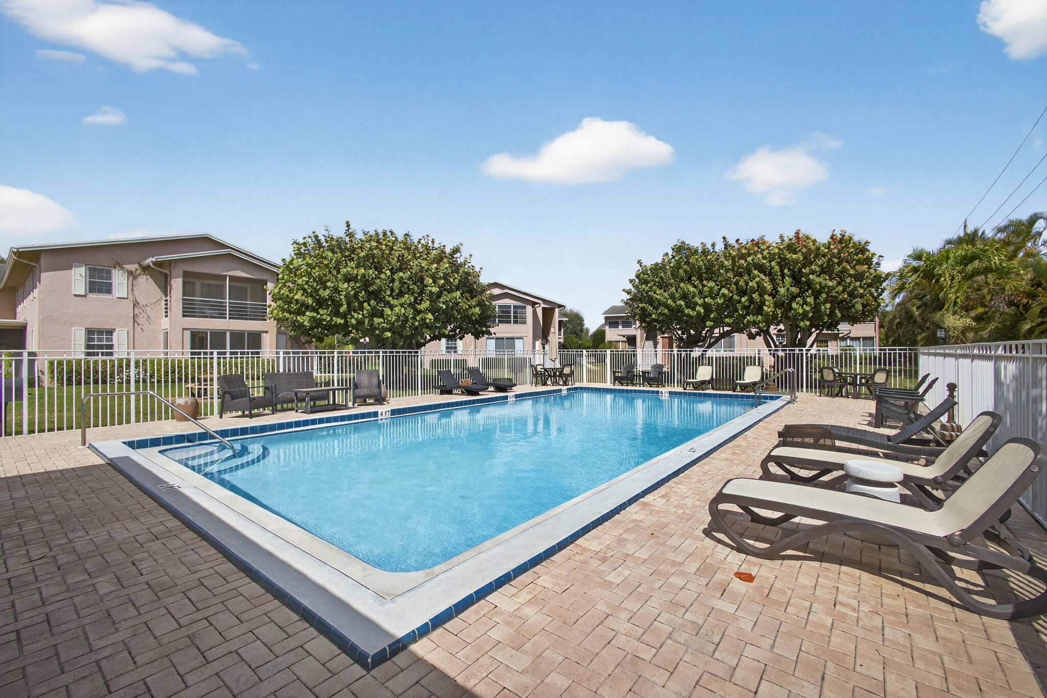 GARDENWAY CONDO - Residential Lease