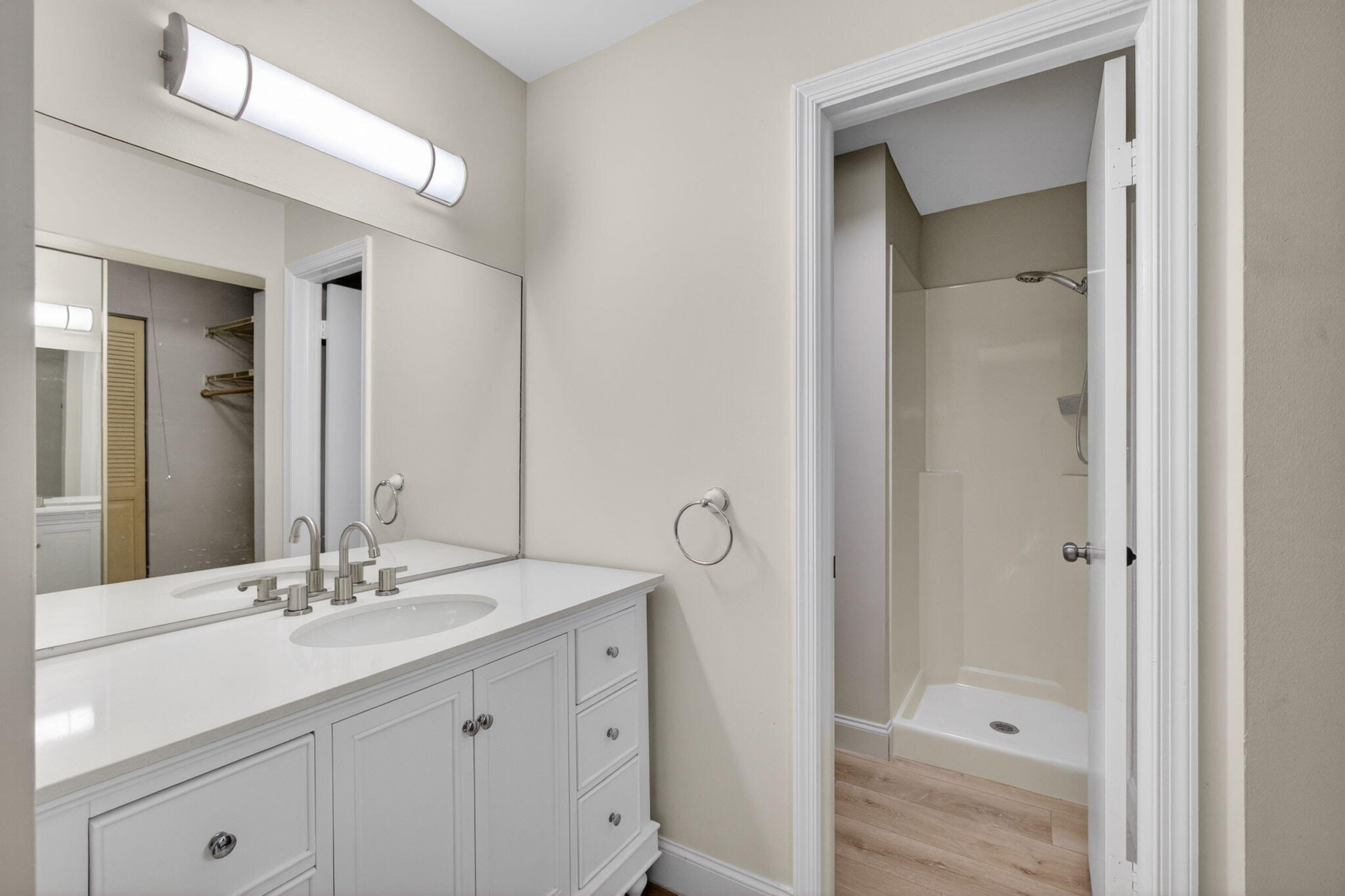 GARDENWAY CONDO - Residential Lease