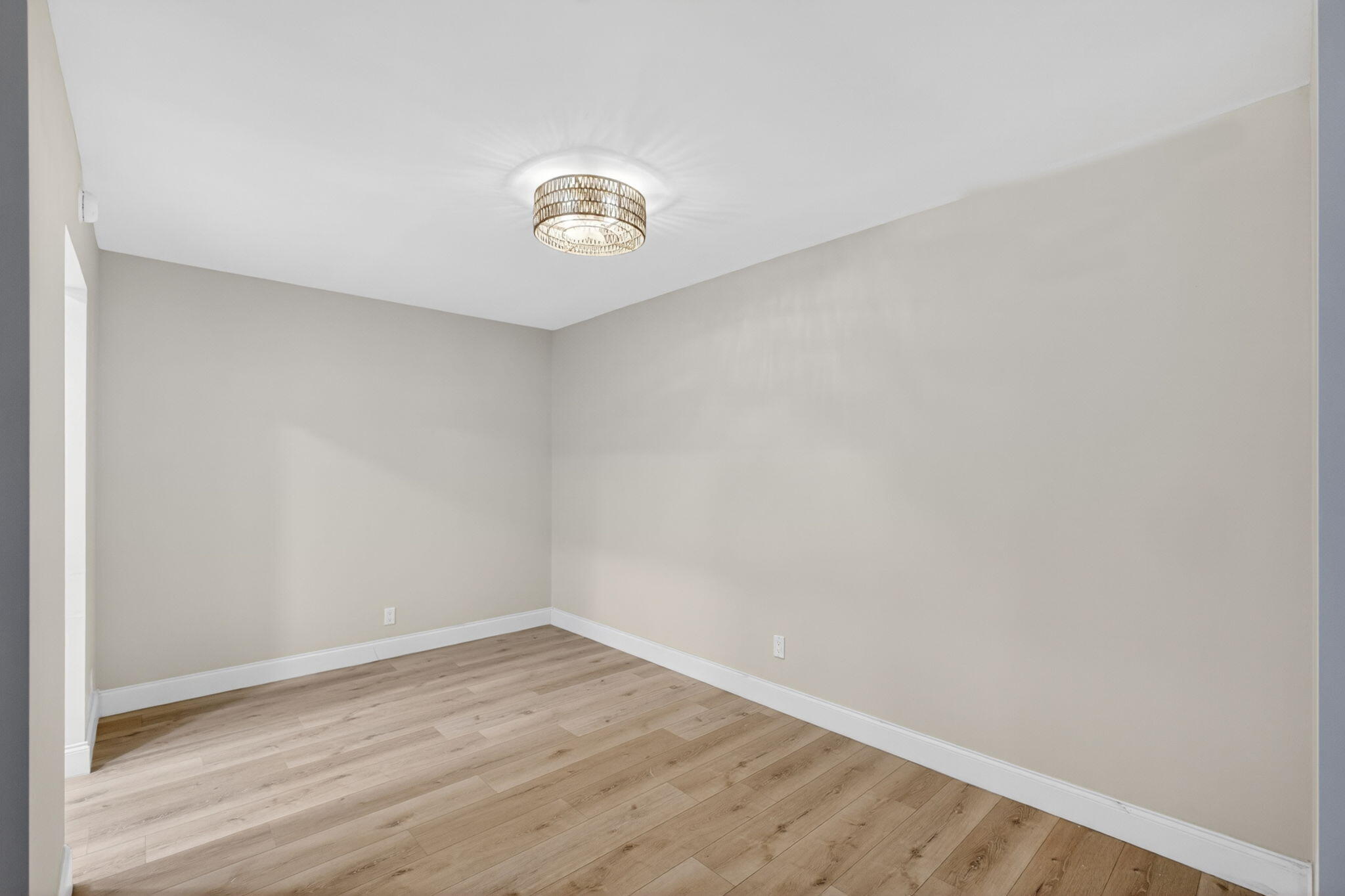 GARDENWAY CONDO - Residential Lease