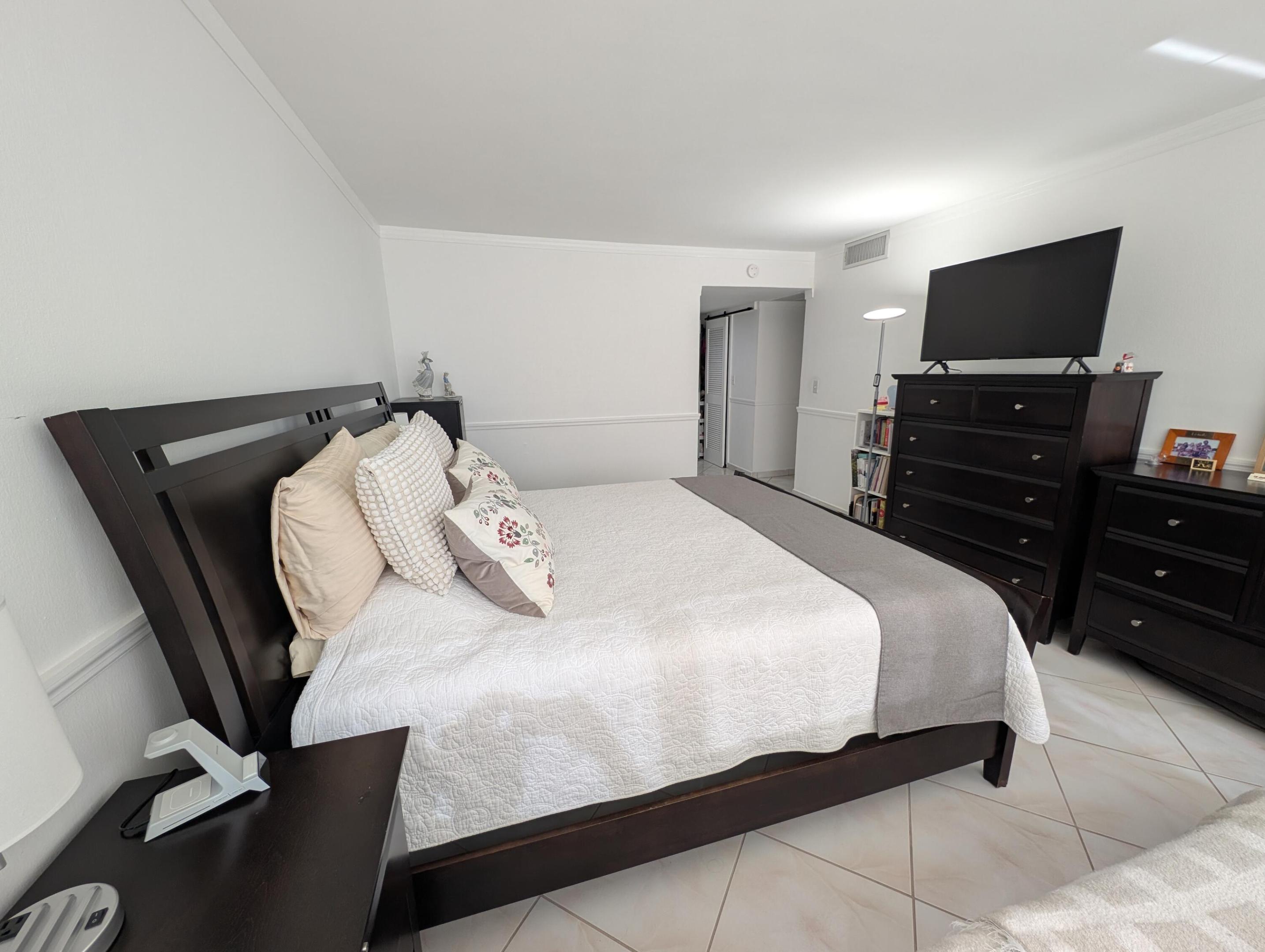 PARKER TOWER CONDO - Residential