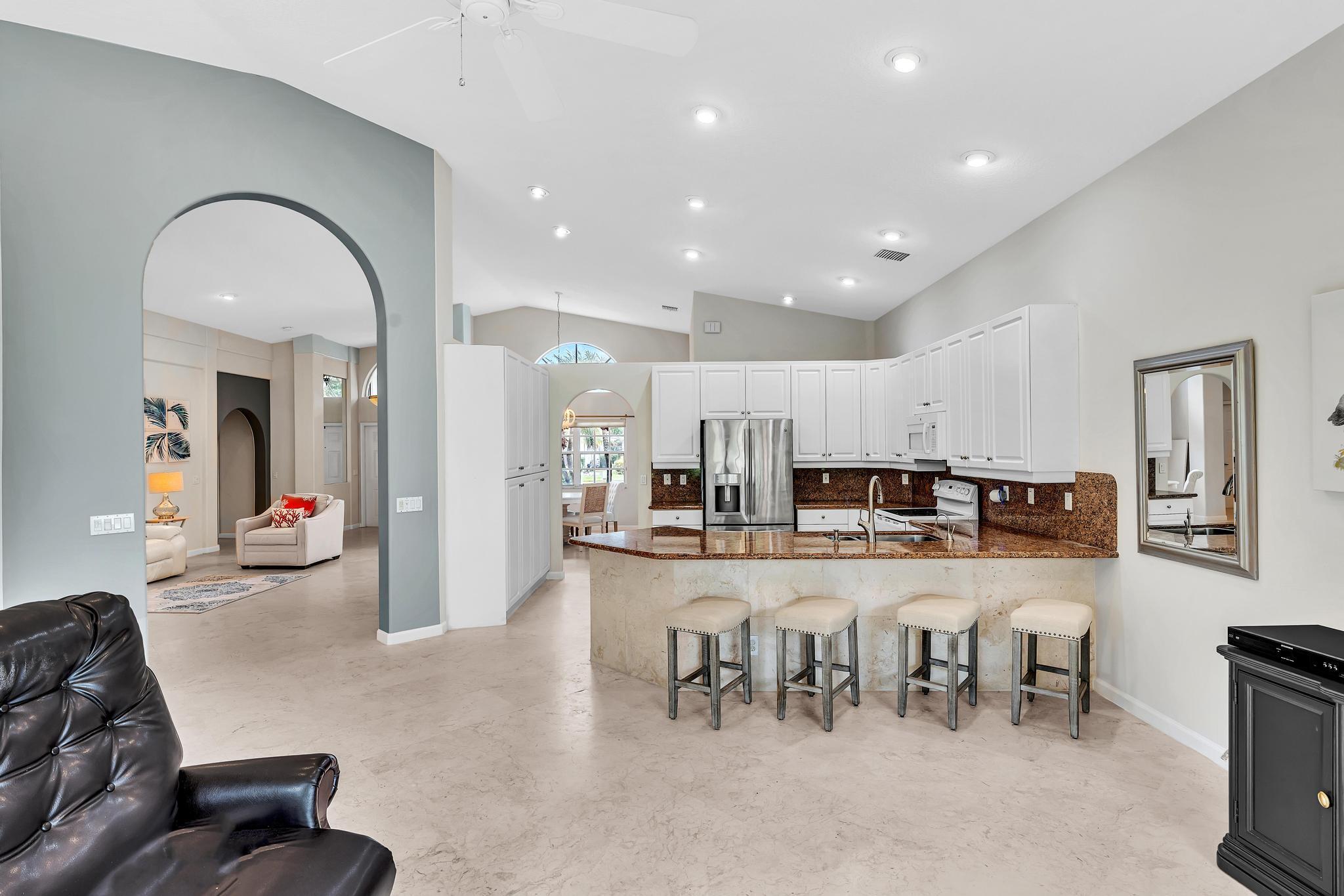 LAKERIDGE FALLS - Residential