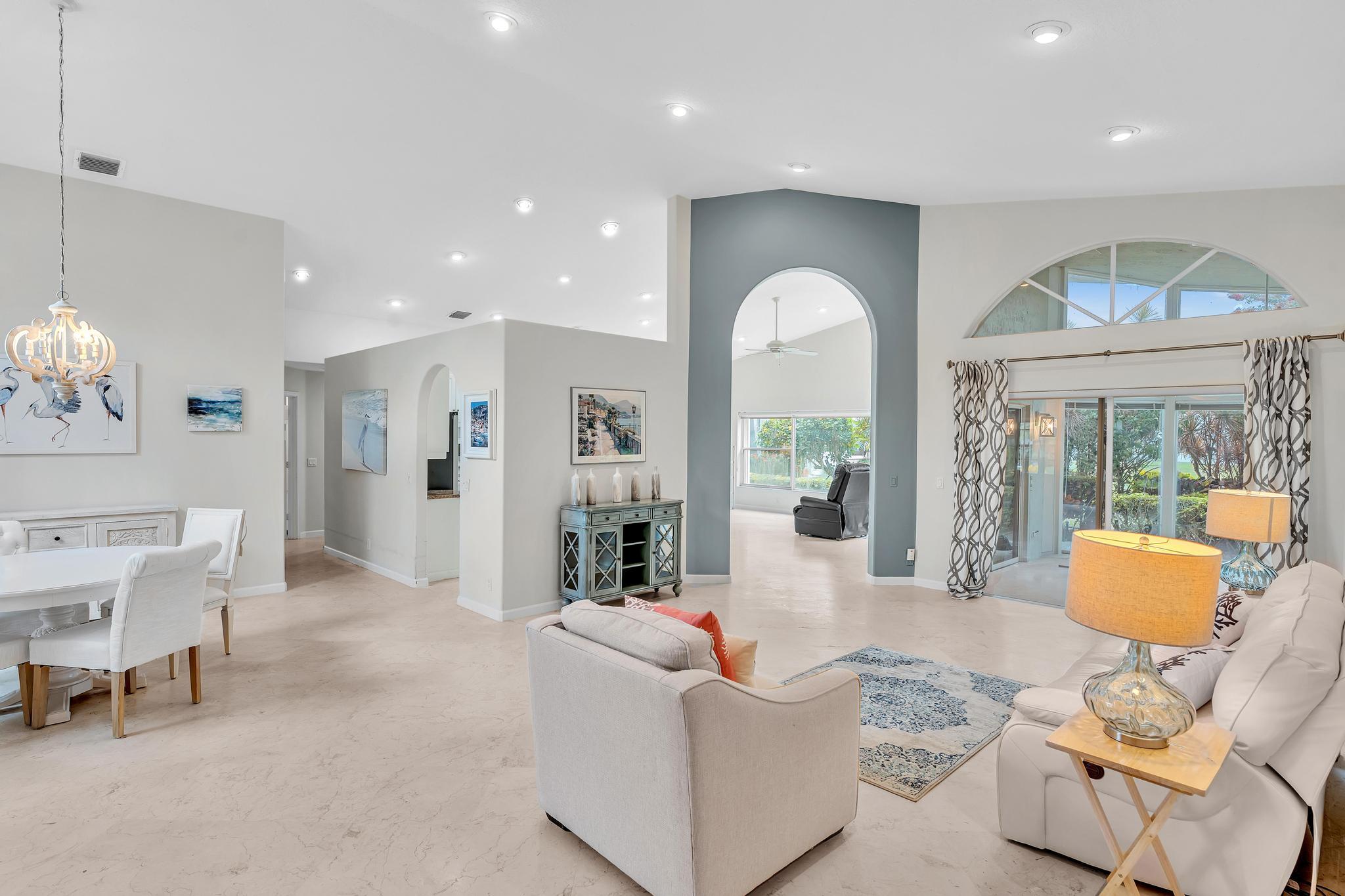 LAKERIDGE FALLS - Residential