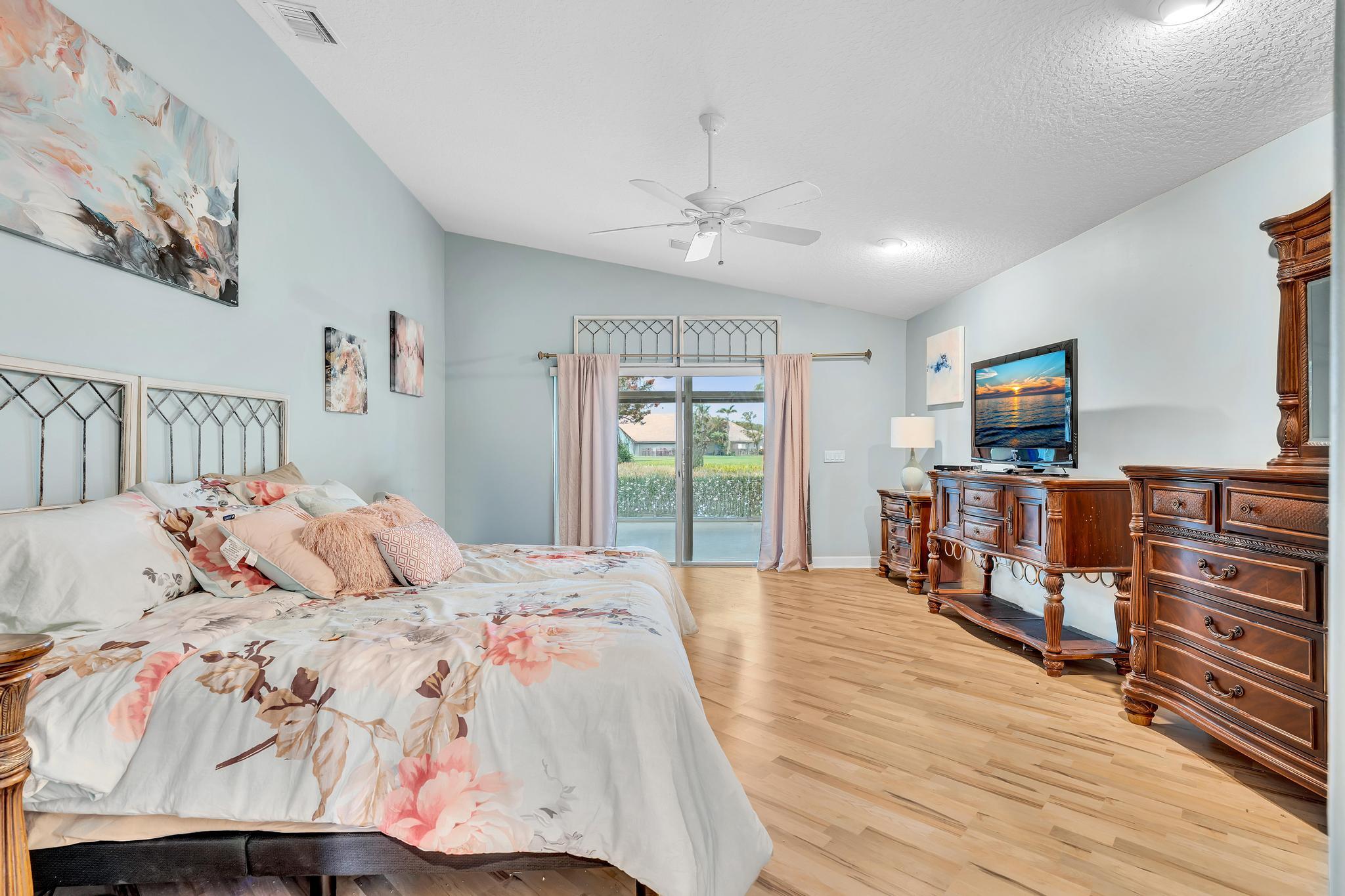 LAKERIDGE FALLS - Residential