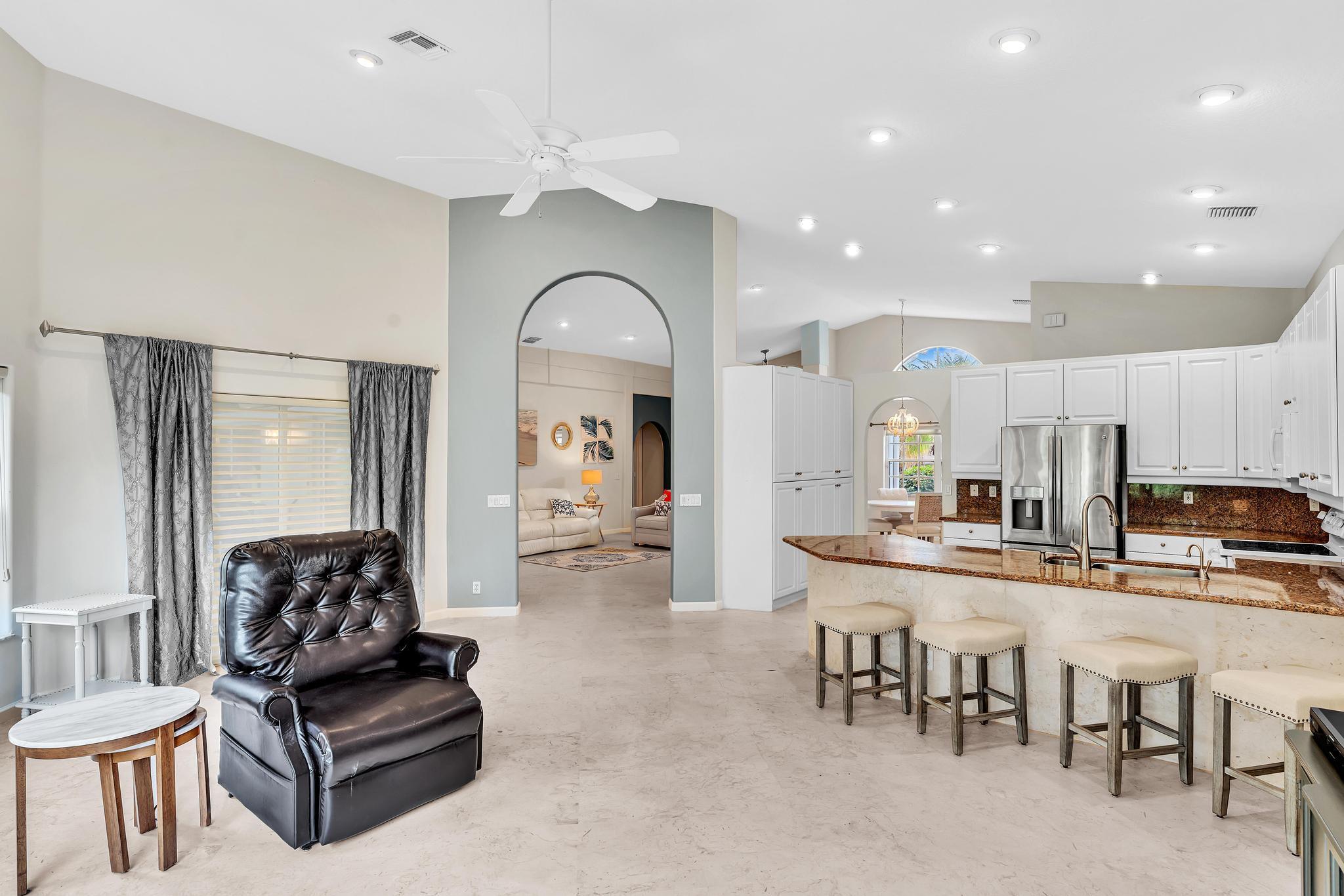 LAKERIDGE FALLS - Residential