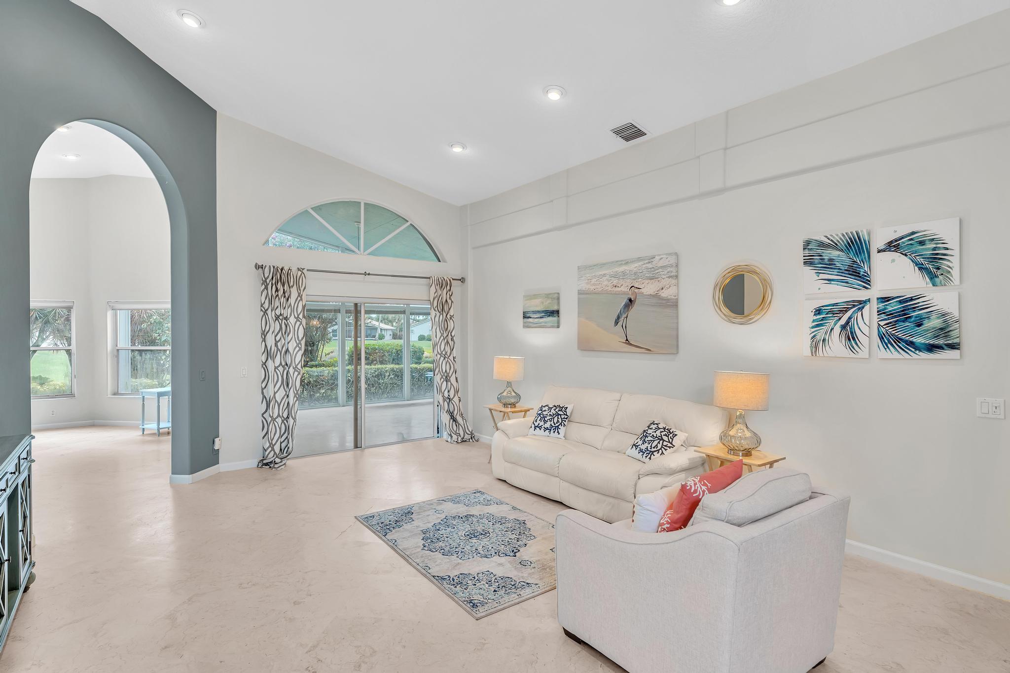 LAKERIDGE FALLS - Residential