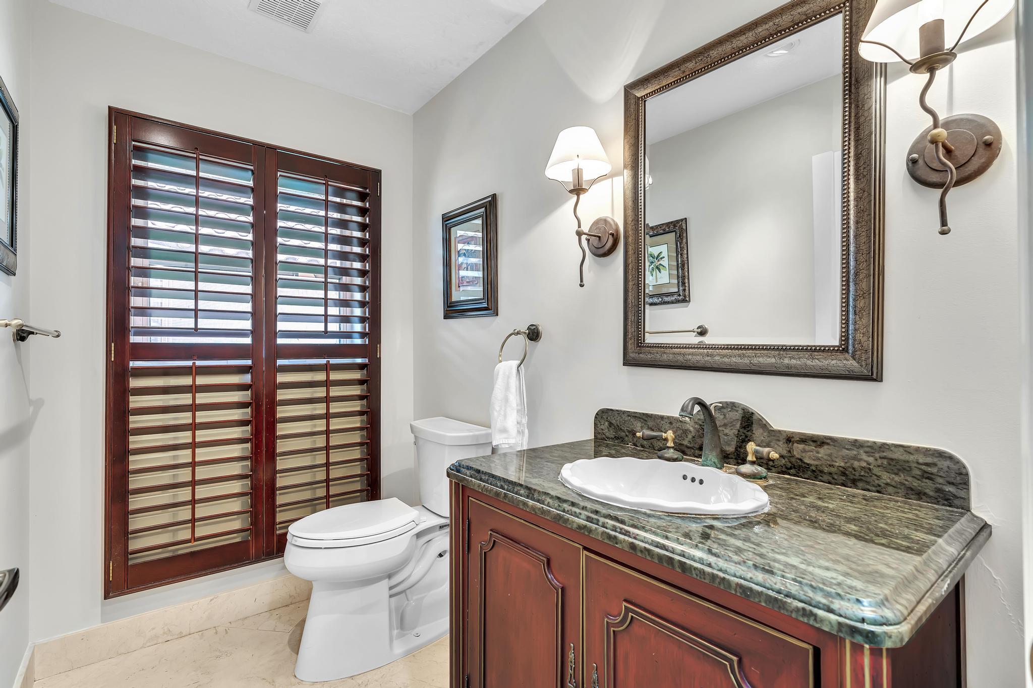 LAKERIDGE FALLS - Residential