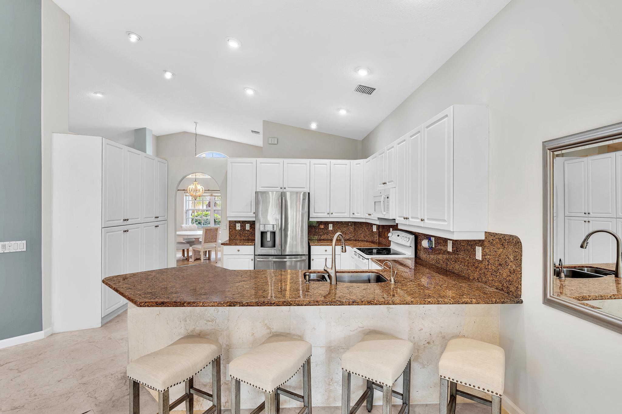 LAKERIDGE FALLS - Residential