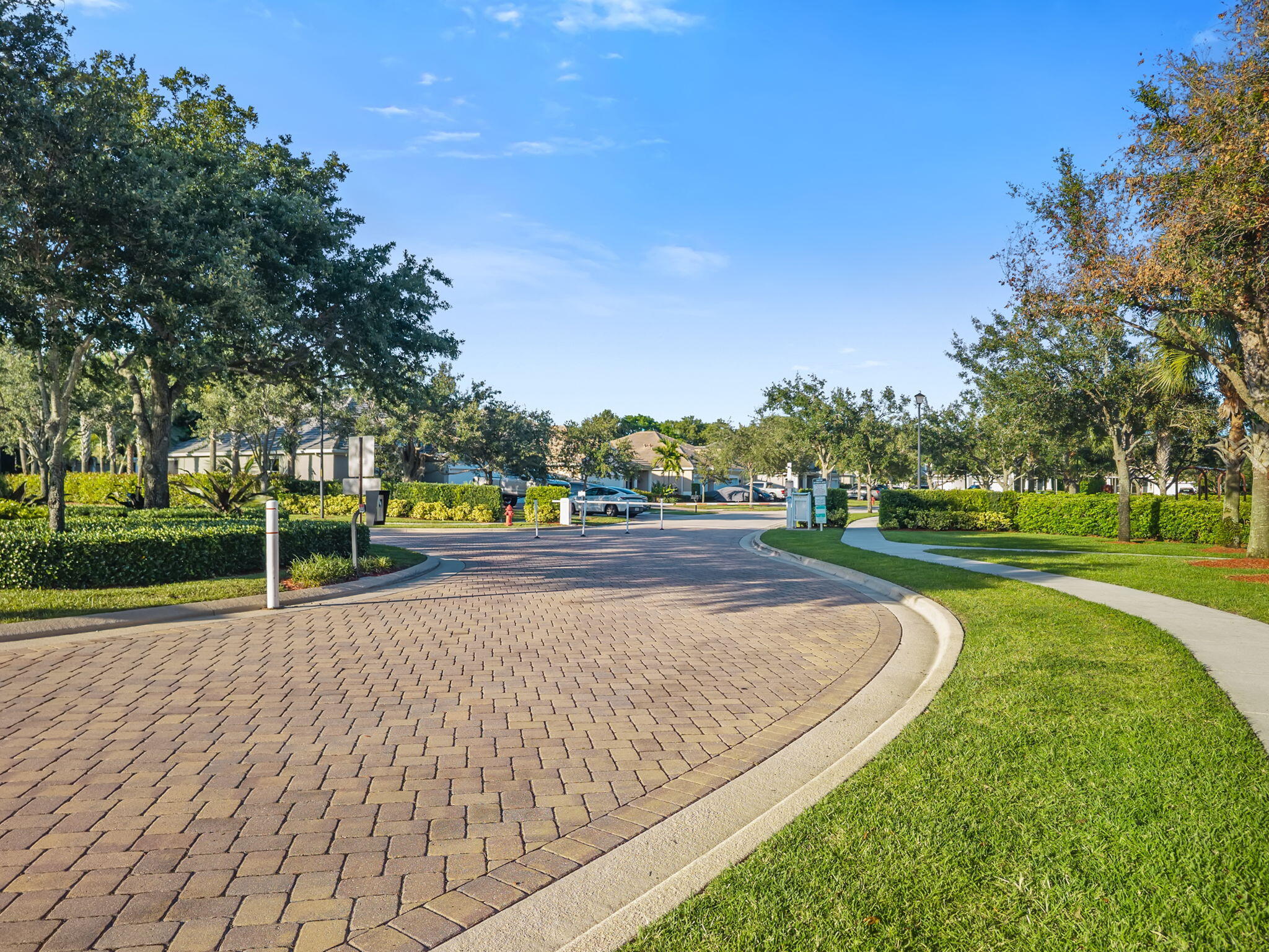 LADERA PUD - Residential