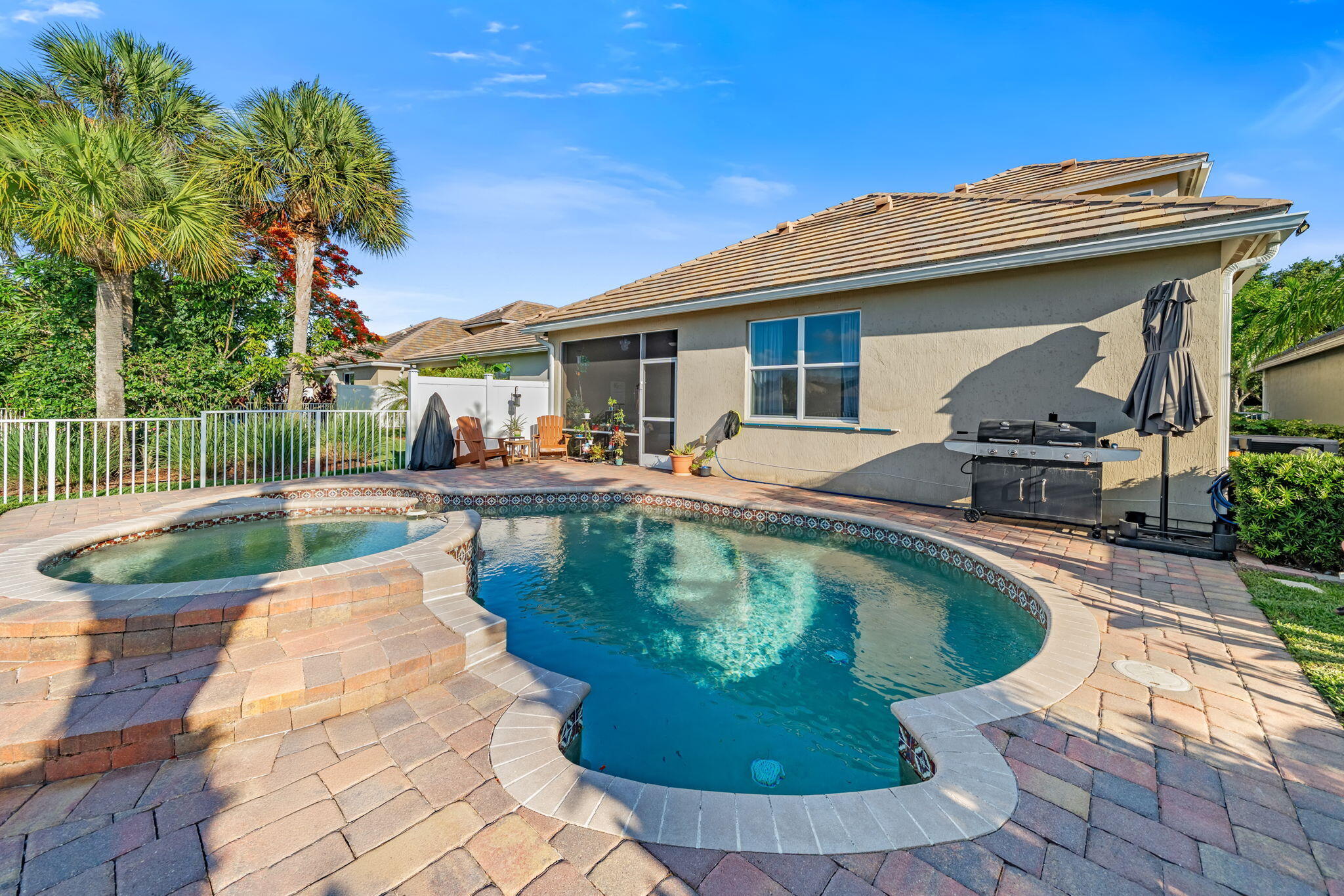LADERA PUD - Residential