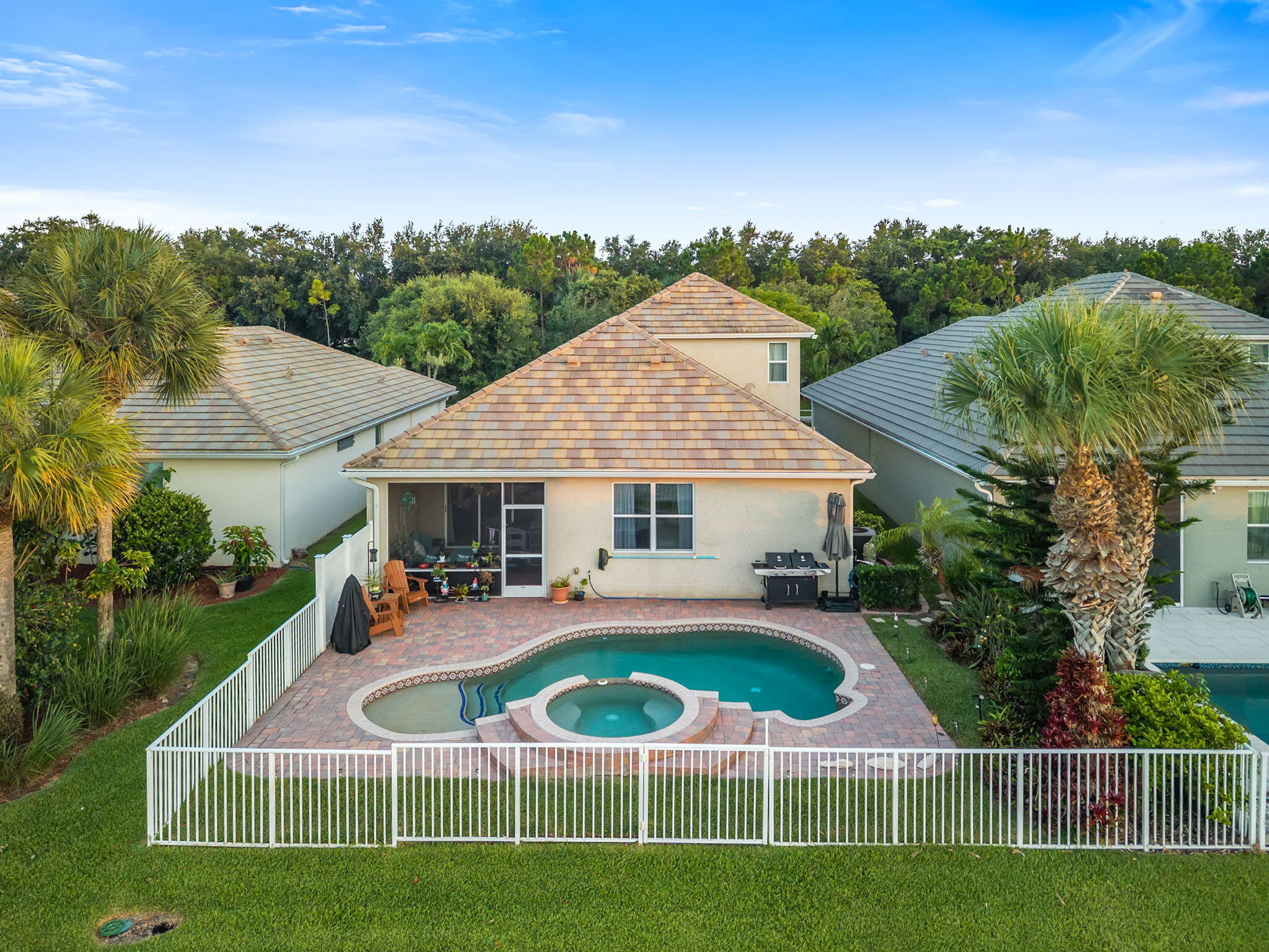 LADERA PUD - Residential