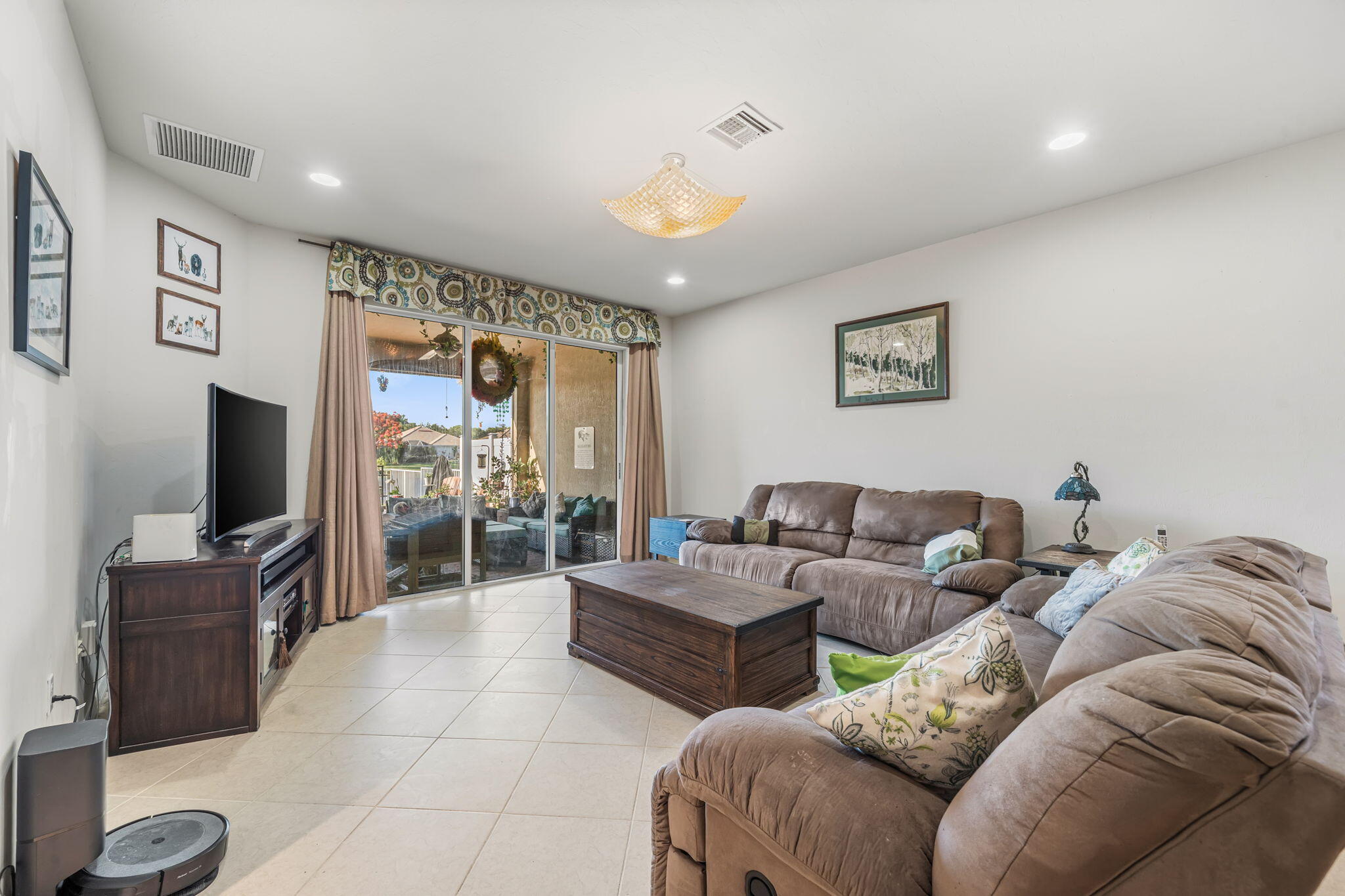 LADERA PUD - Residential