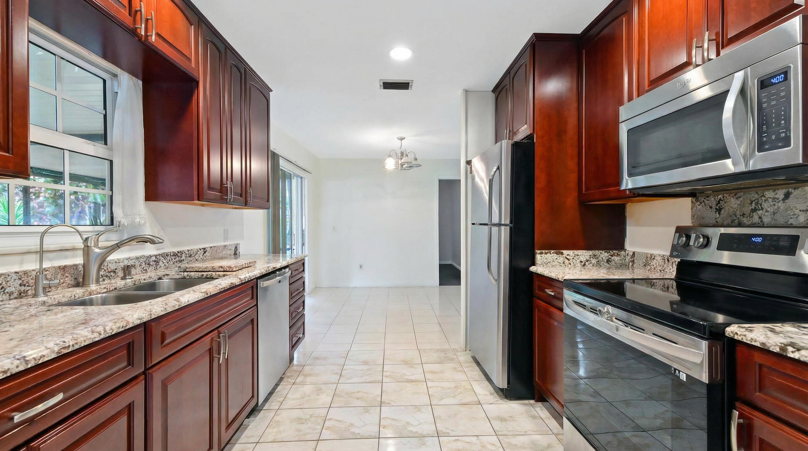 PALM SPRINGS VILLAGE 4 - Residential