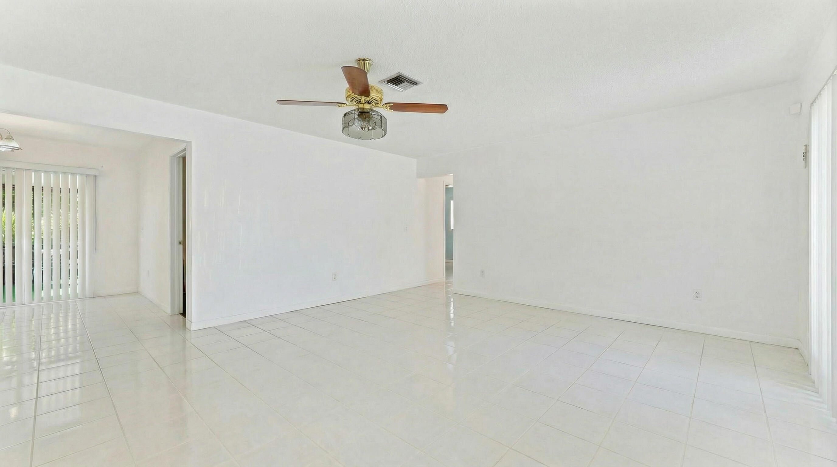PALM SPRINGS VILLAGE 4 - Residential