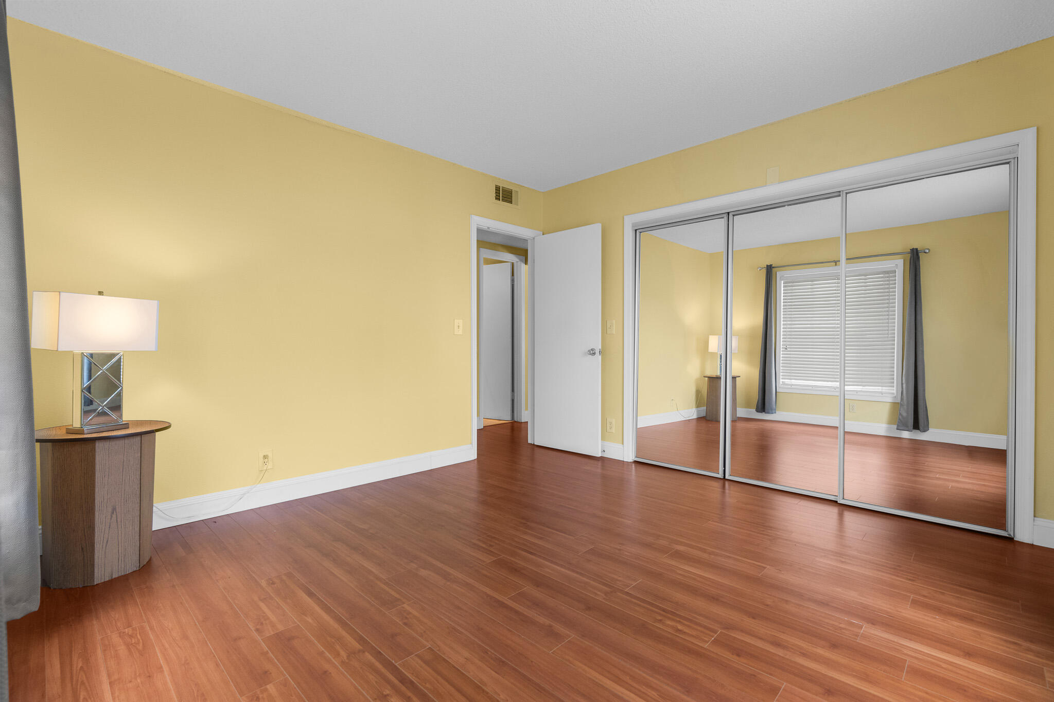 IMPERIAL POINT COLONNADES CONDO - Residential