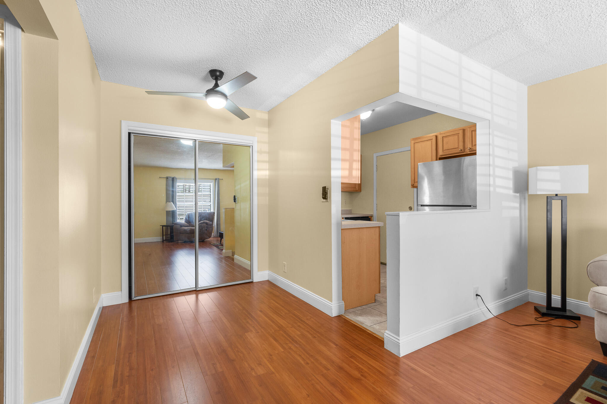 IMPERIAL POINT COLONNADES CONDO - Residential