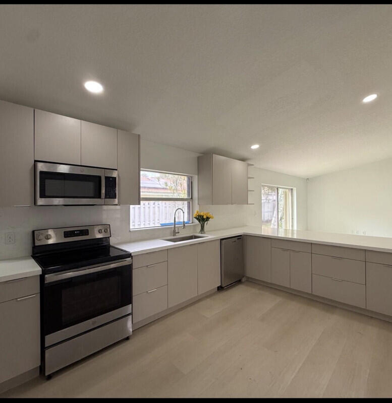 SAVANNAH PLAT 3 - Residential