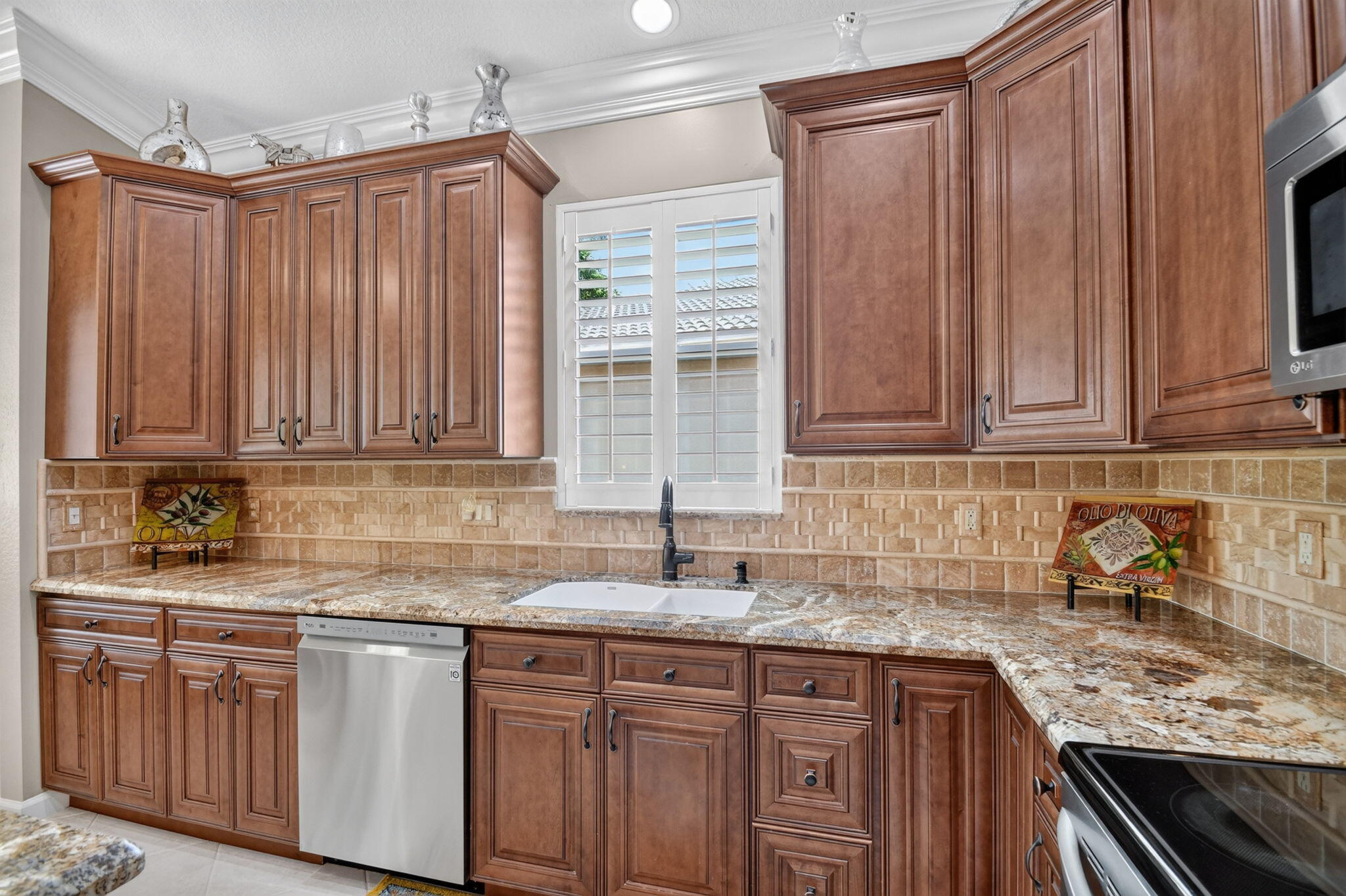 BAYWINDS RPD 12 - Residential