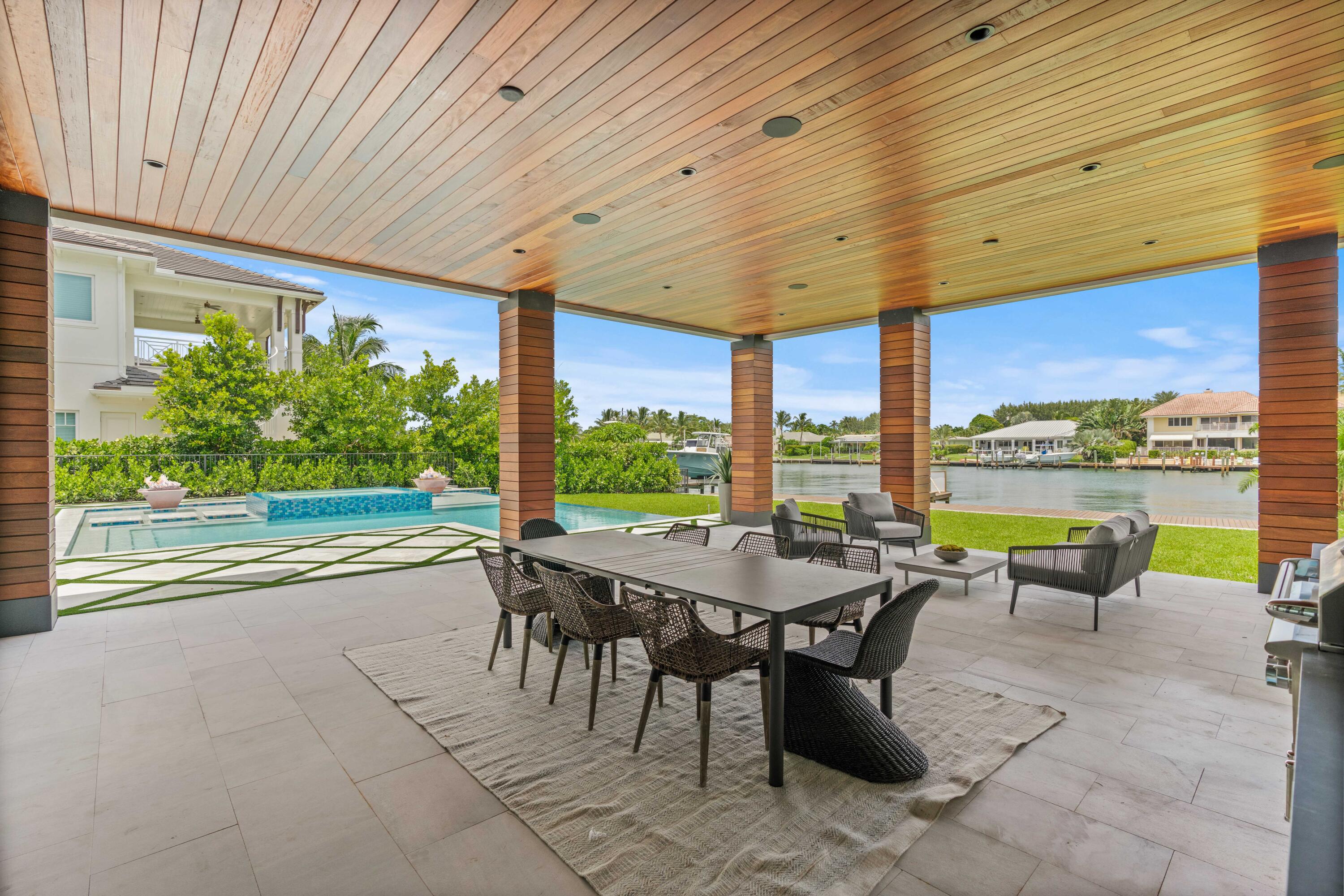 YACHT HARBOR EST - Residential