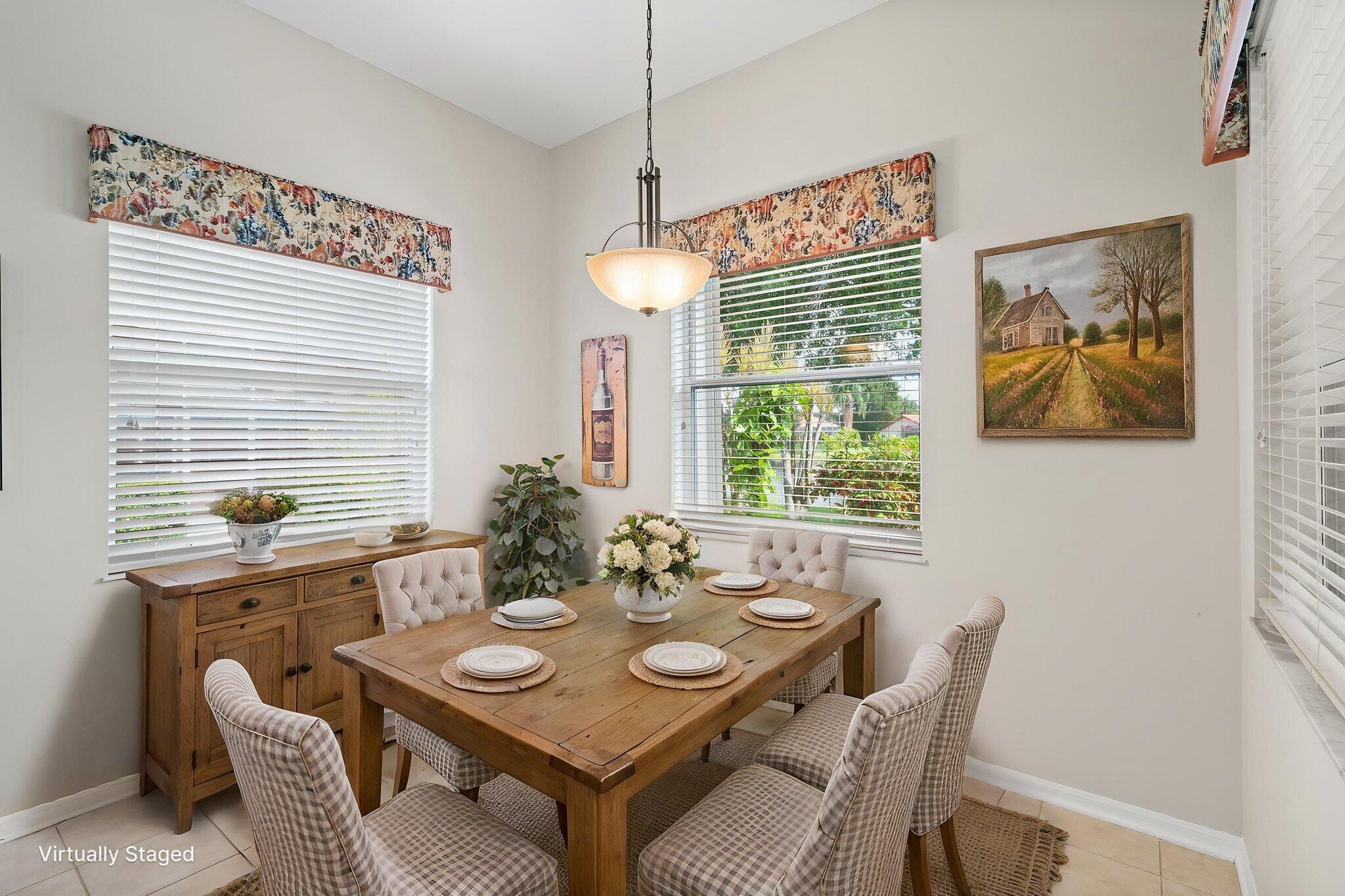 COUNTRY CLUB POINTE - Residential