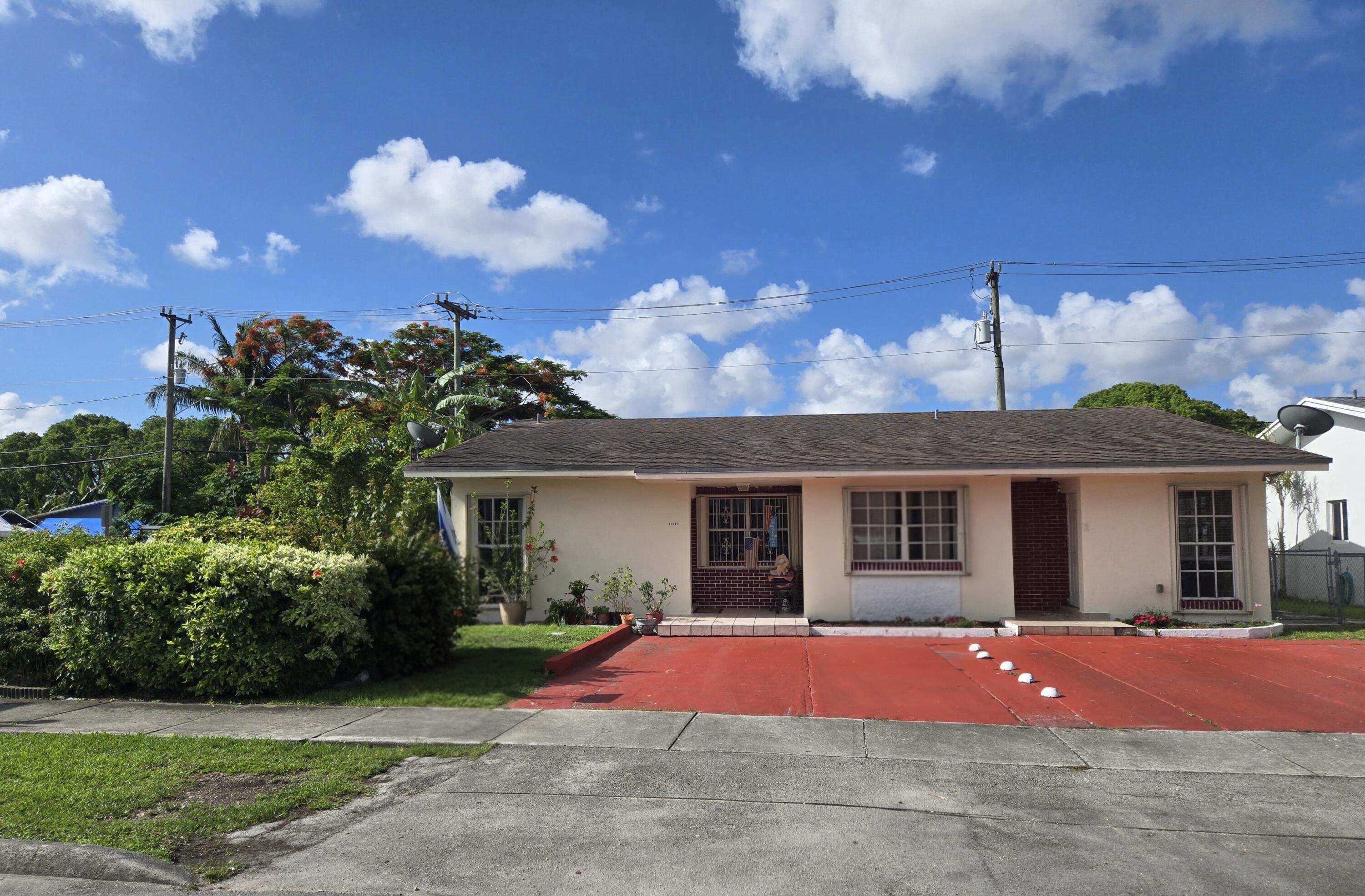 SWEETWATER GROVES .14 AC - Residential Income
