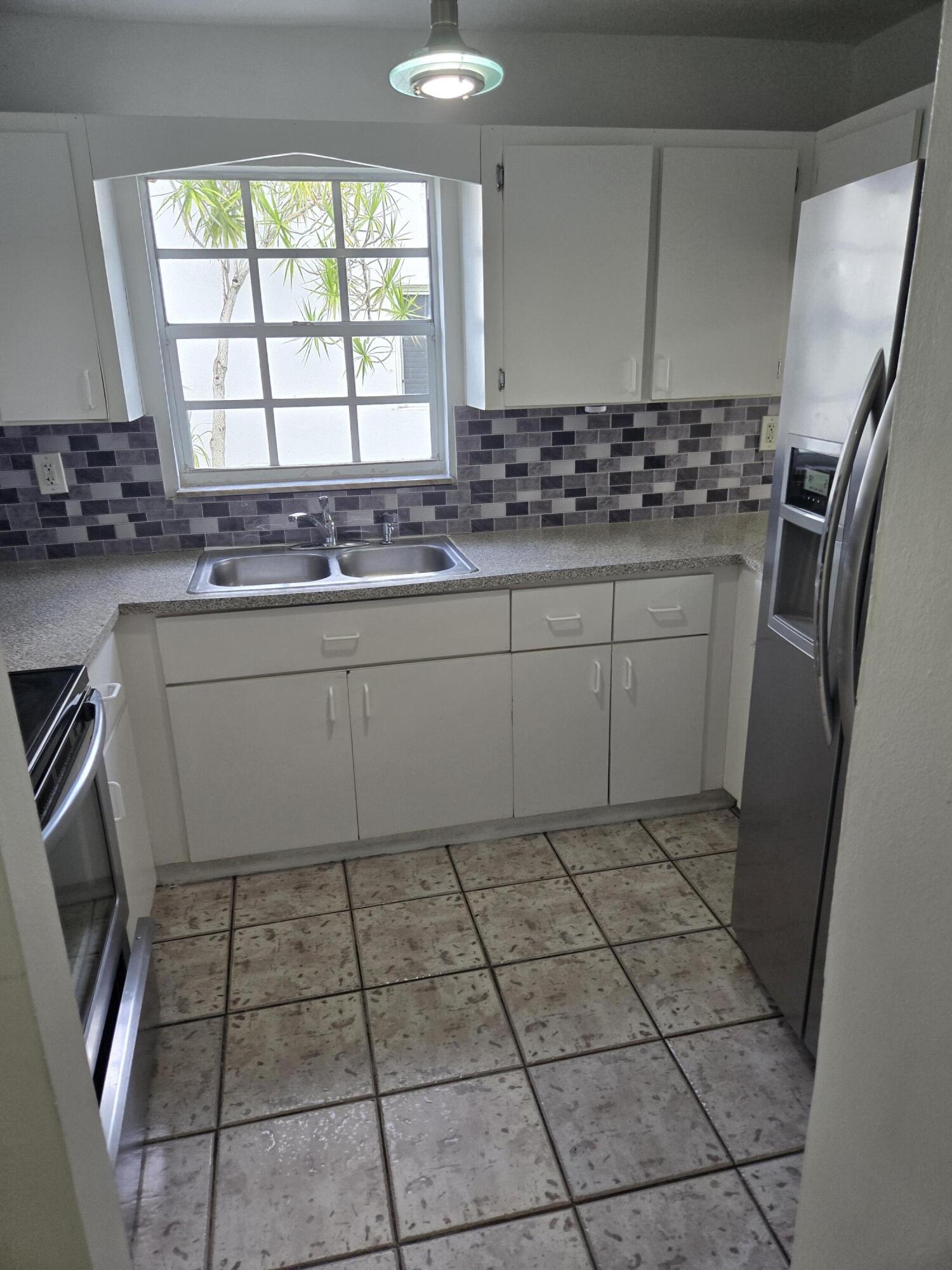 SWEETWATER GROVES .14 AC - Residential Income