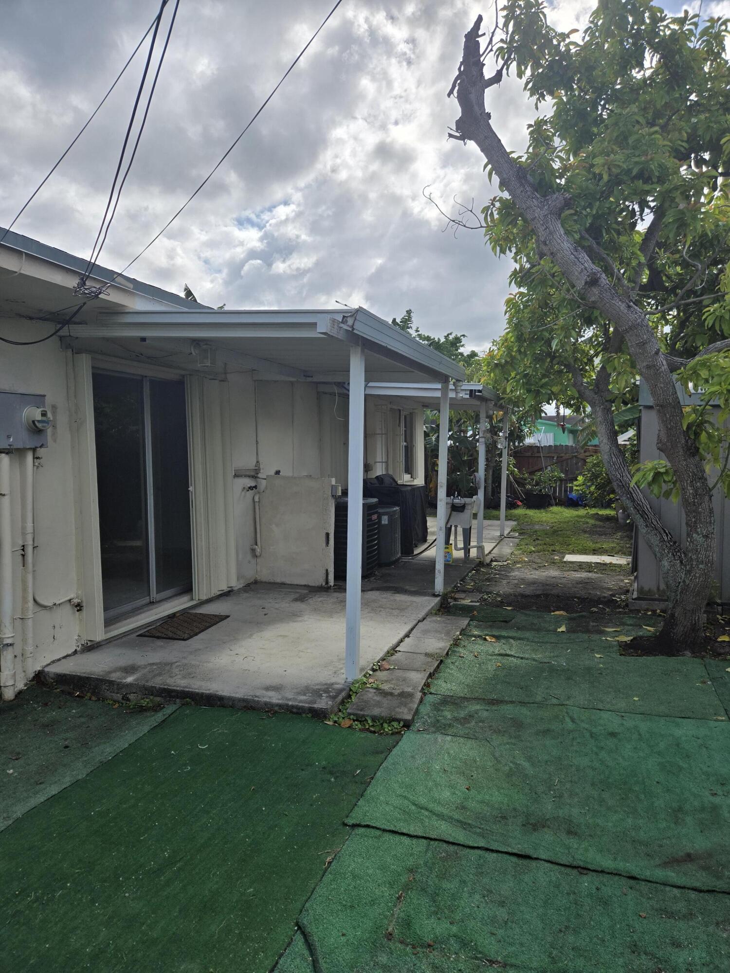 SWEETWATER GROVES .14 AC - Residential Income
