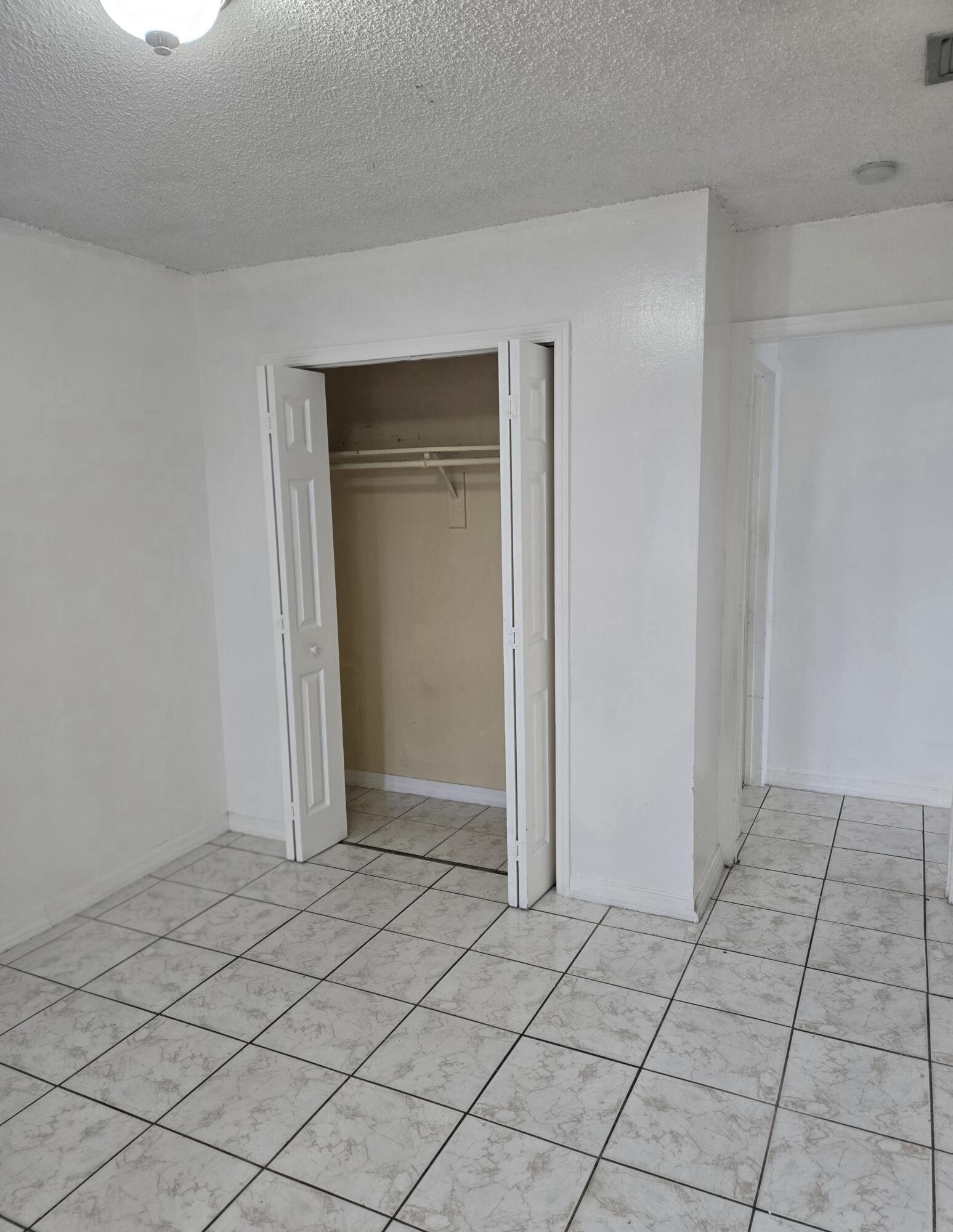 SWEETWATER GROVES .14 AC - Residential Income