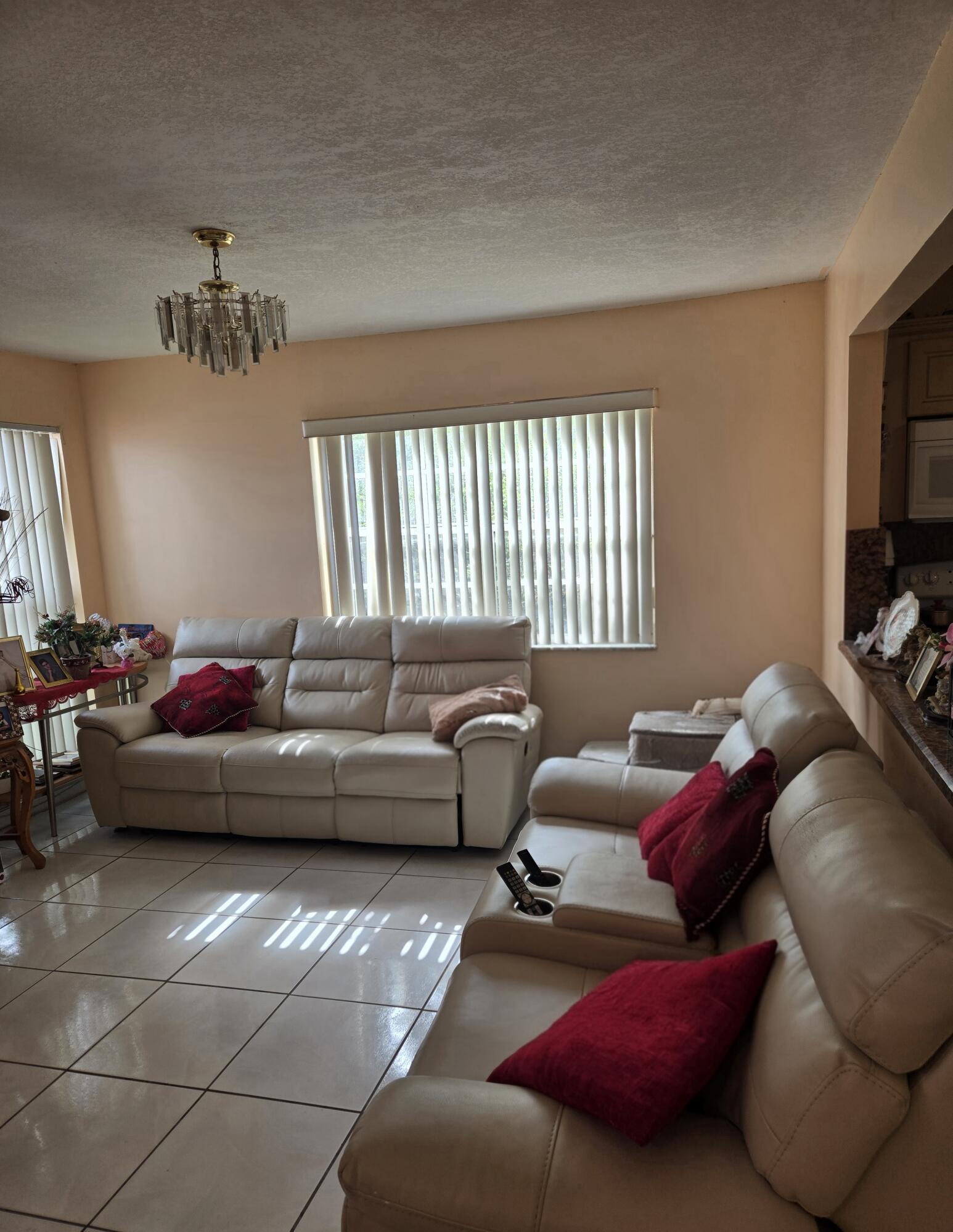 SWEETWATER GROVES .14 AC - Residential Income