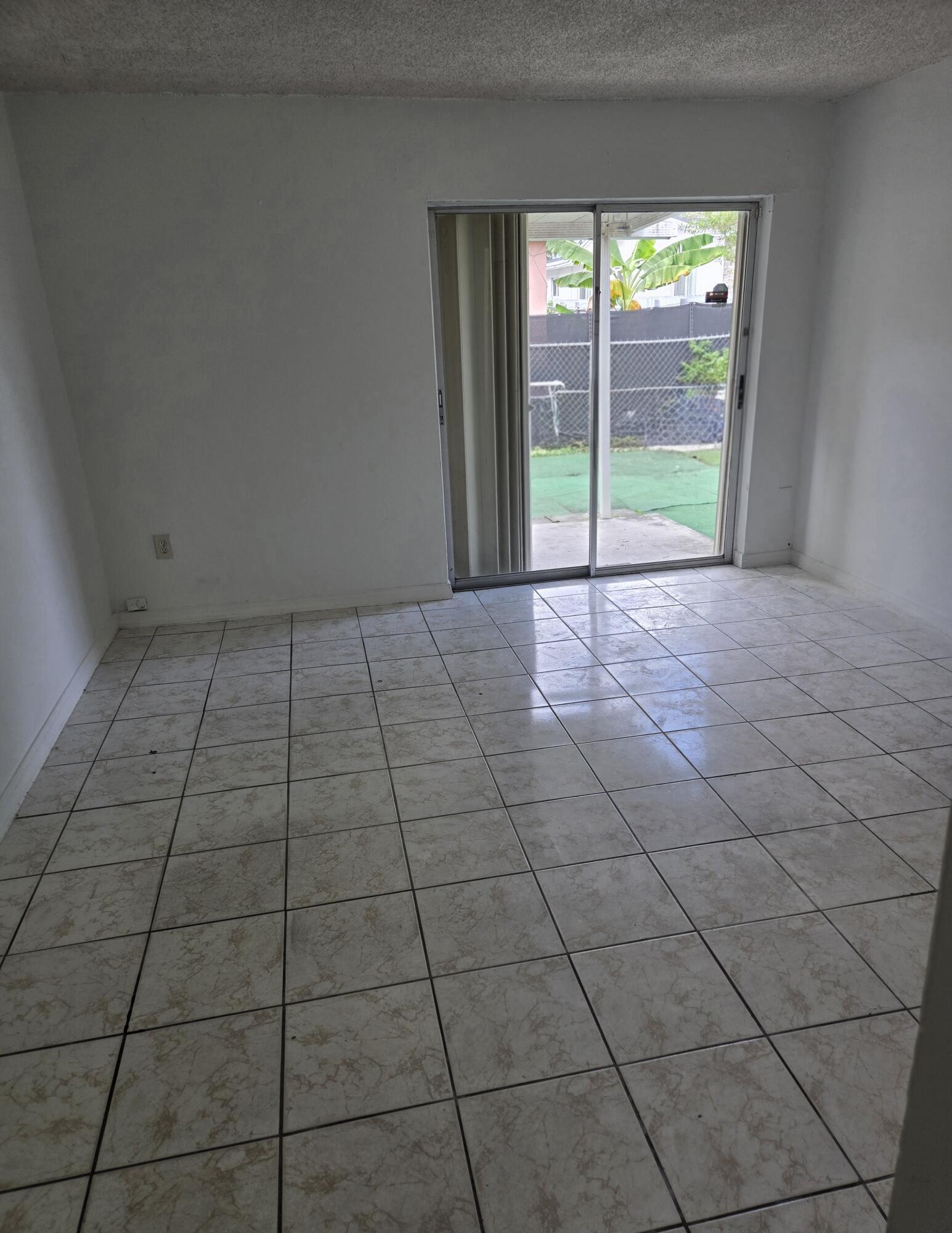 SWEETWATER GROVES .14 AC - Residential Income