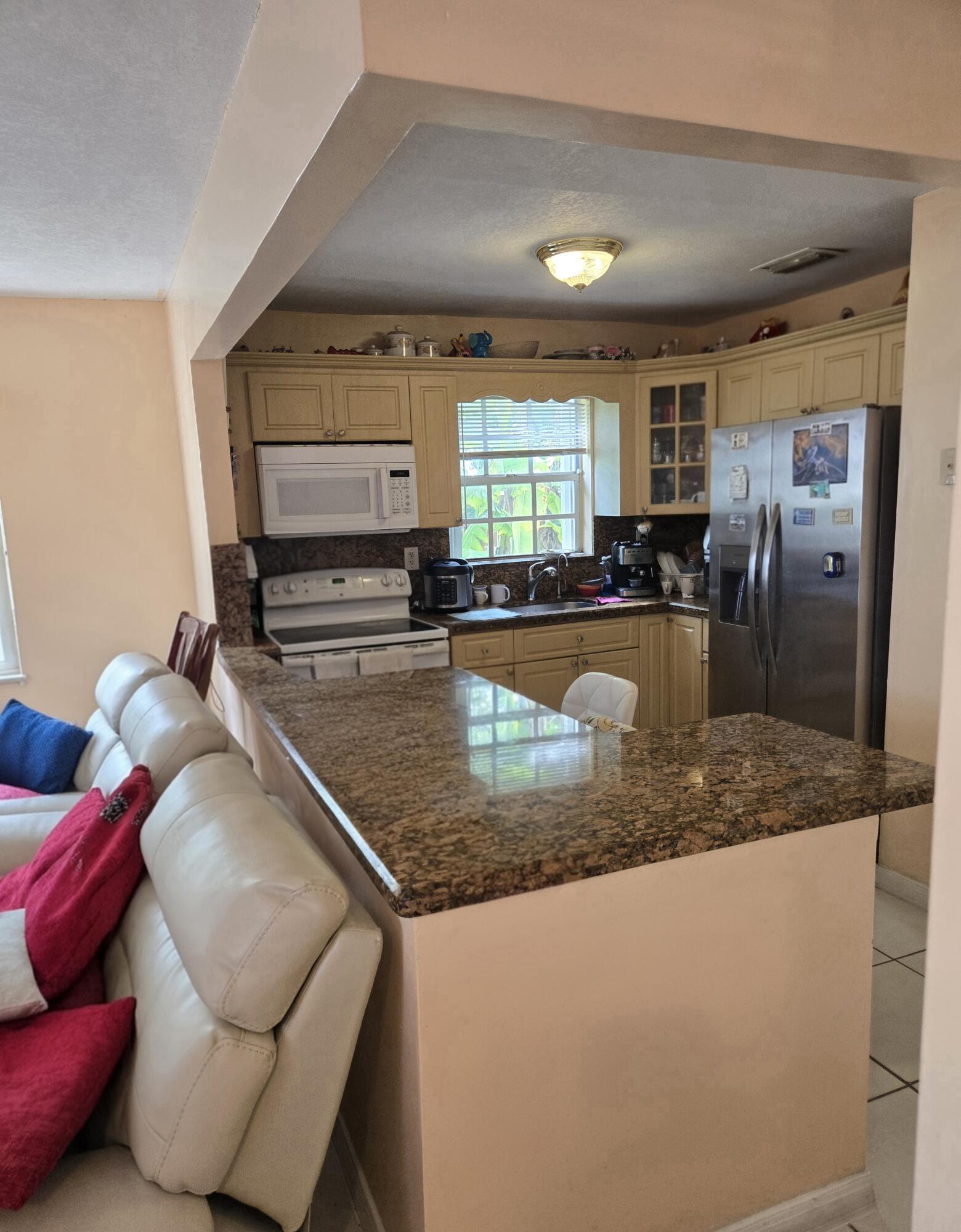 SWEETWATER GROVES .14 AC - Residential Income