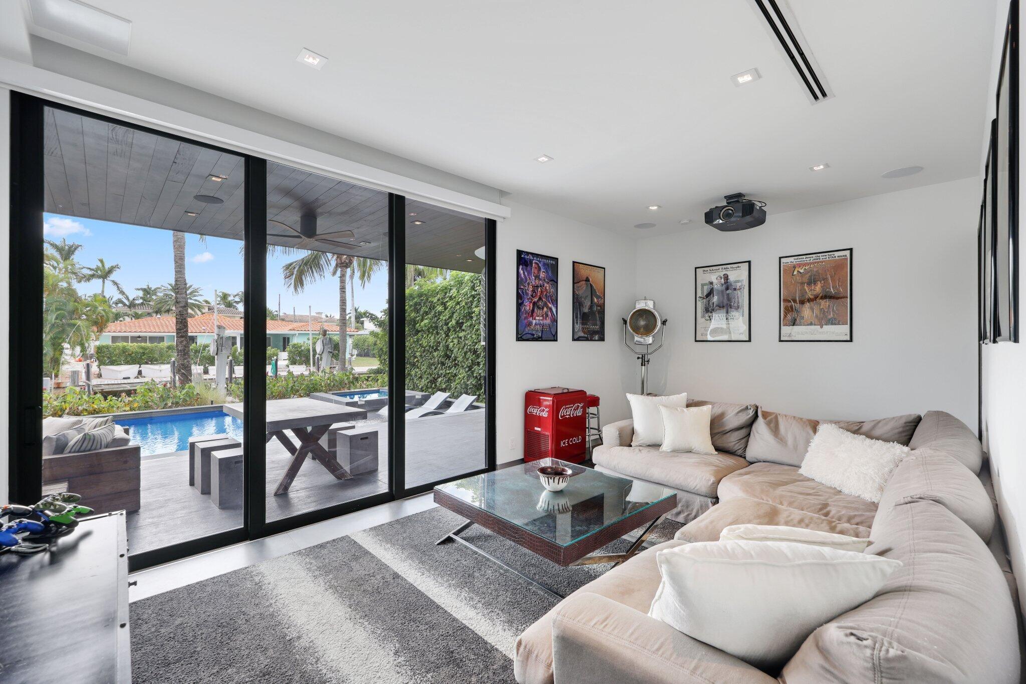 BOCA HARBOUR - Residential