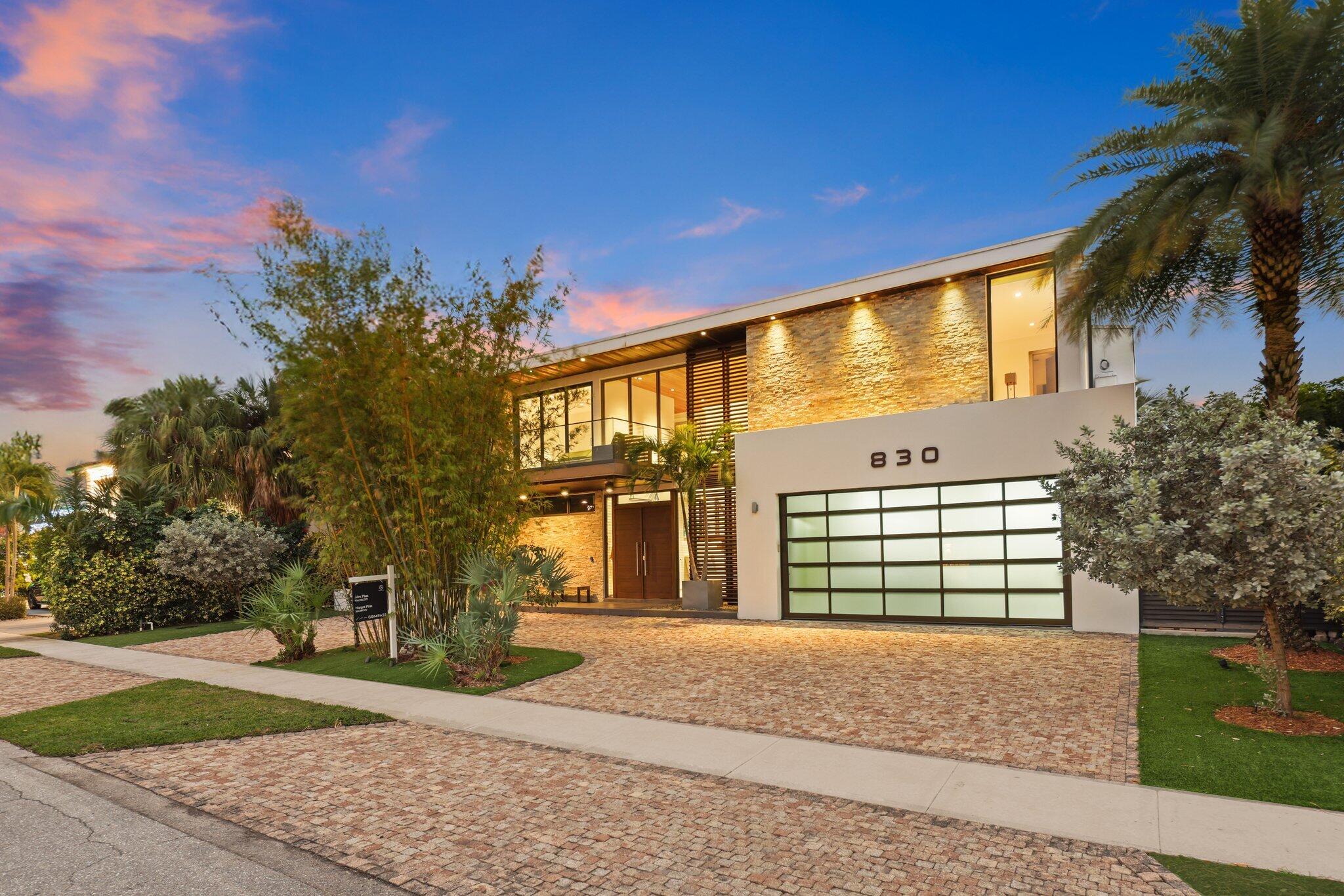 BOCA HARBOUR - Residential