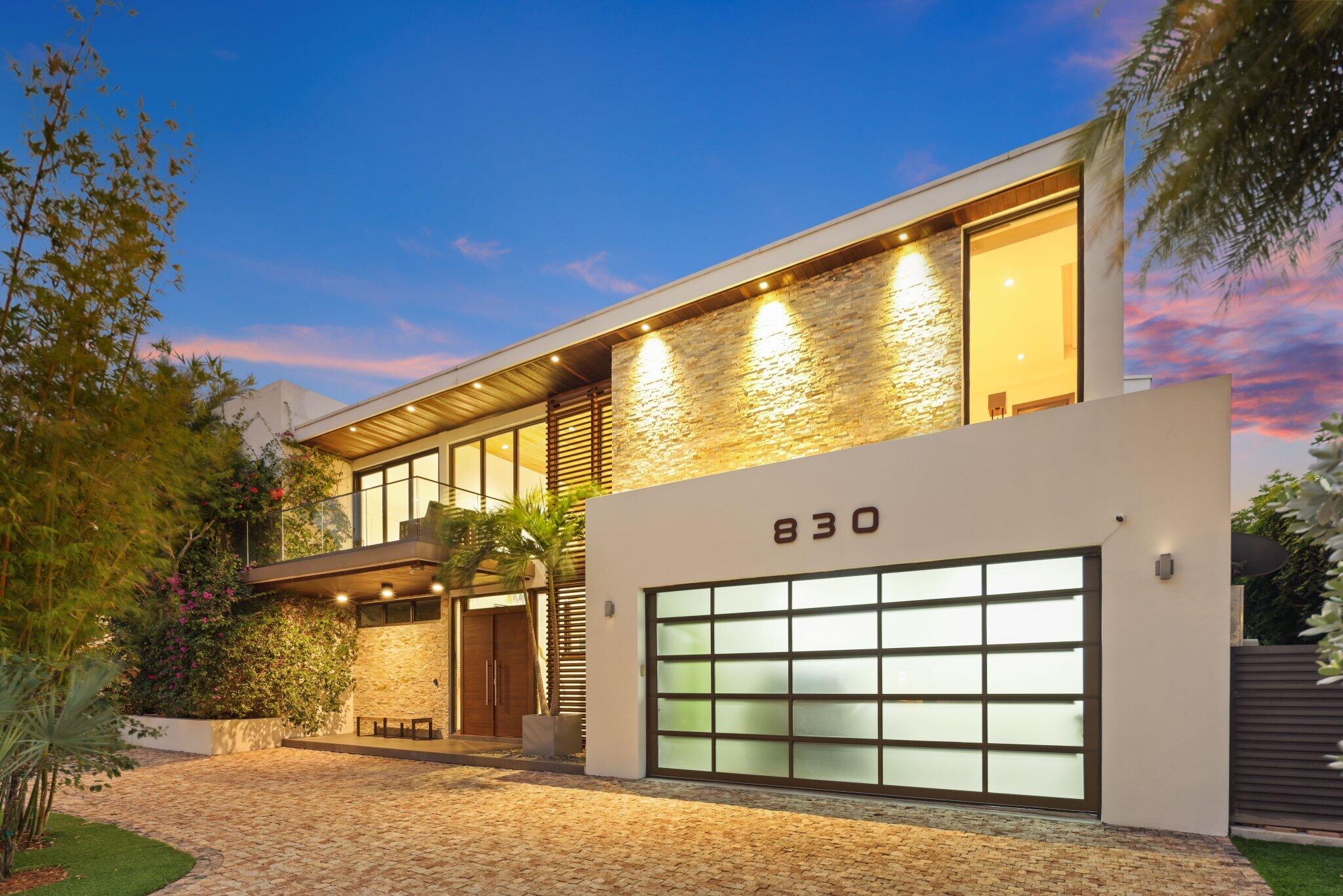 BOCA HARBOUR - Residential