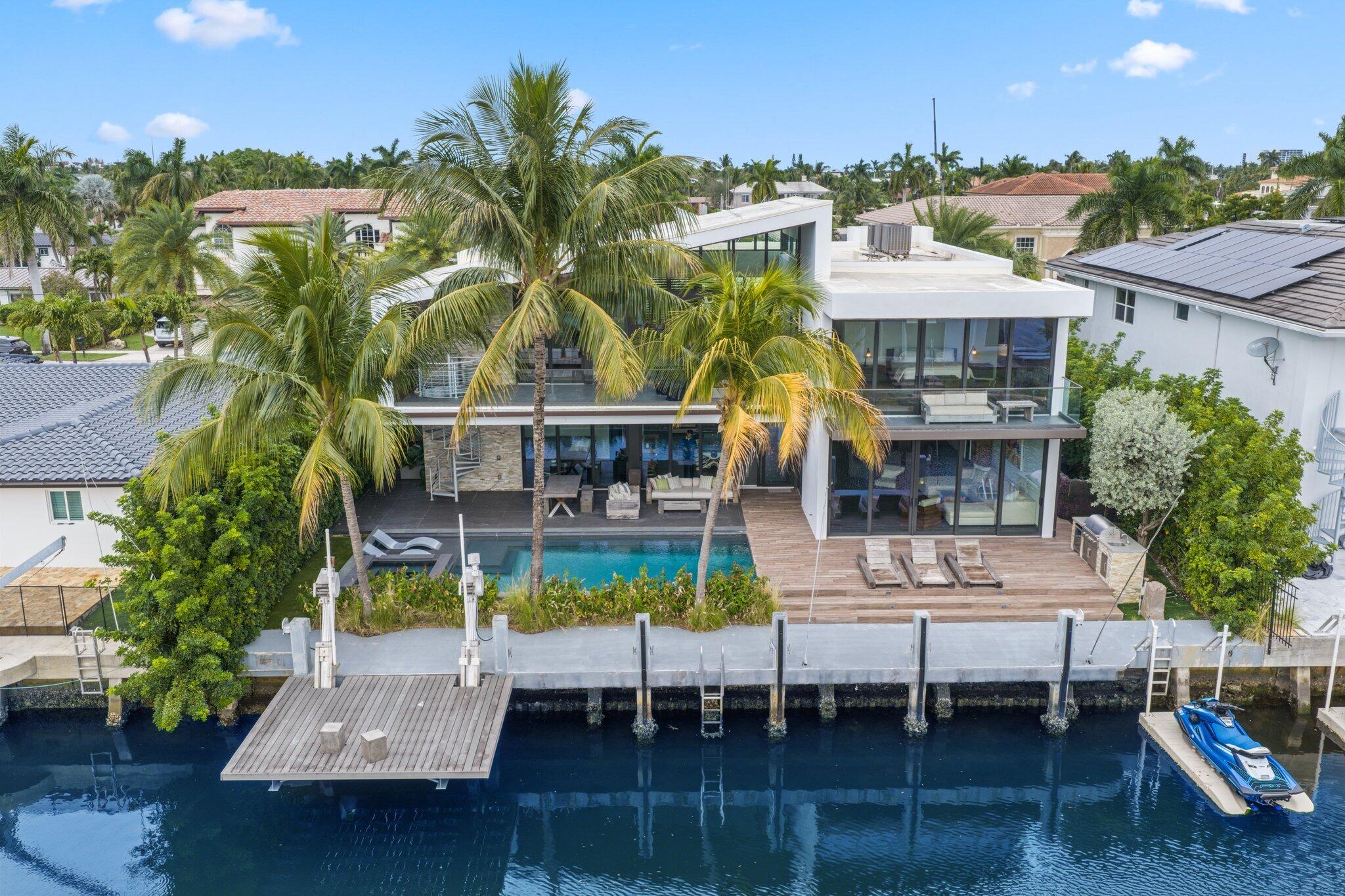 BOCA HARBOUR - Residential