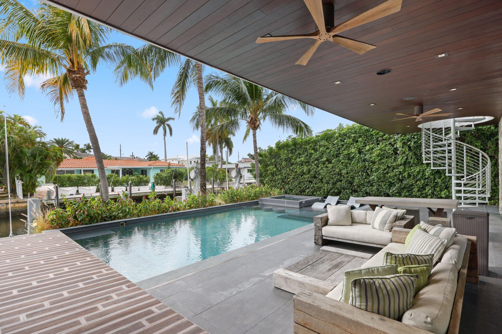 BOCA HARBOUR - Residential