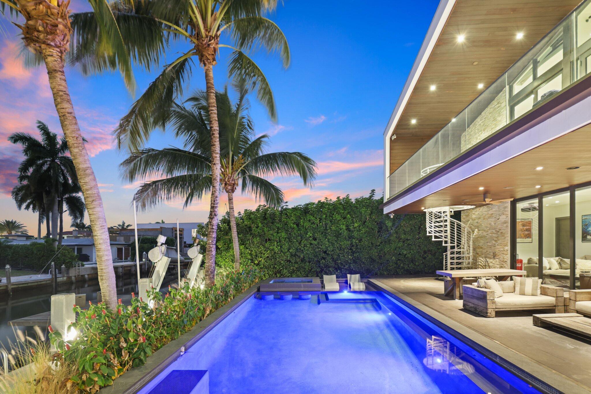 BOCA HARBOUR - Residential