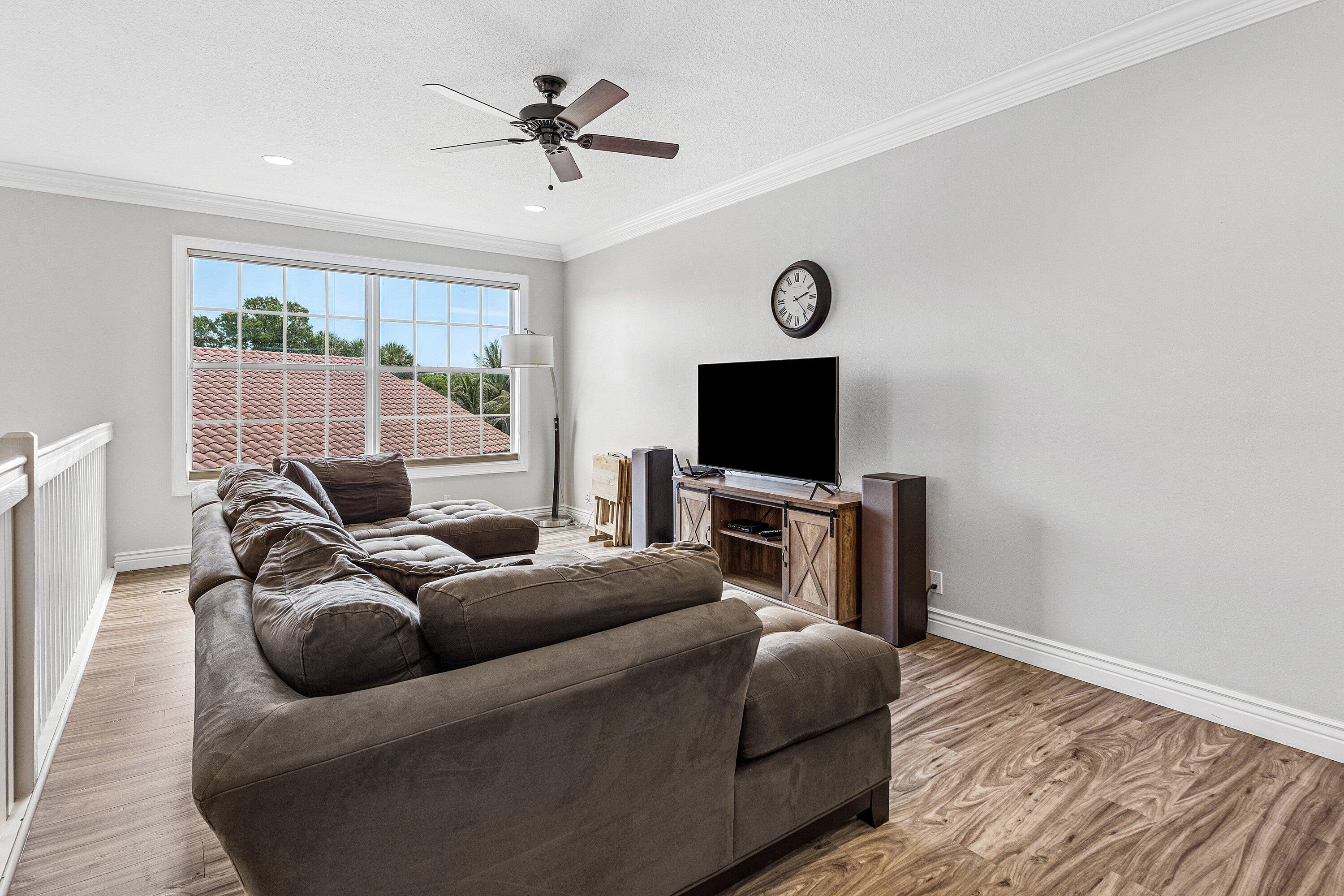 COBBLESTONE CREEK COUNTRYSIDE MEADOWS - Residential