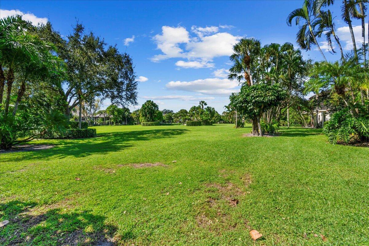 BAGATTELLE CONDO - Residential Lease